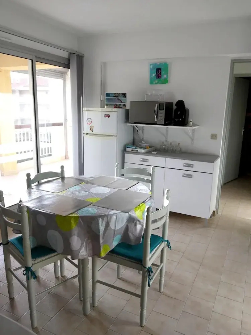 Apartment With 2 Bedrooms in Les Sablettes, With Wonderful sea View and Furnished Terrace - 700 m From the Beach