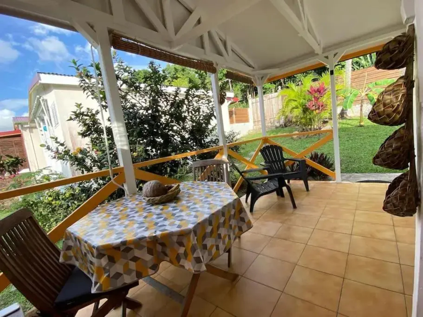 Charmant bungalow avec piscine