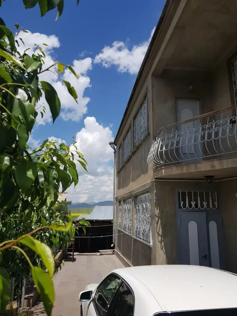 Mountain Lake Villa B&B