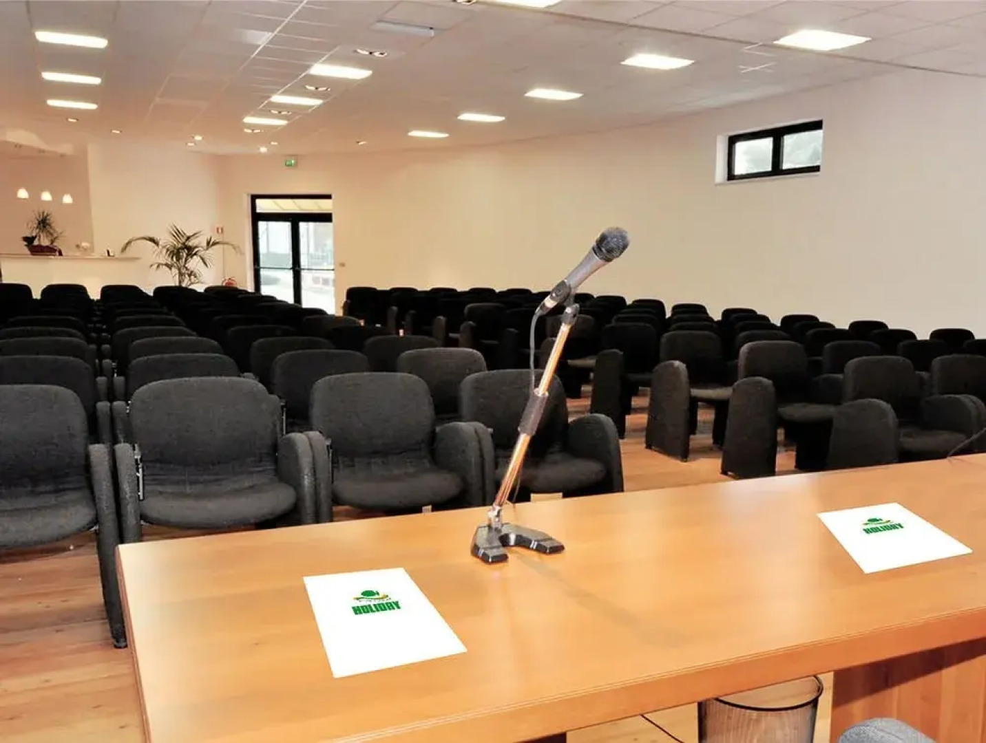 Holiday Centro Turistico