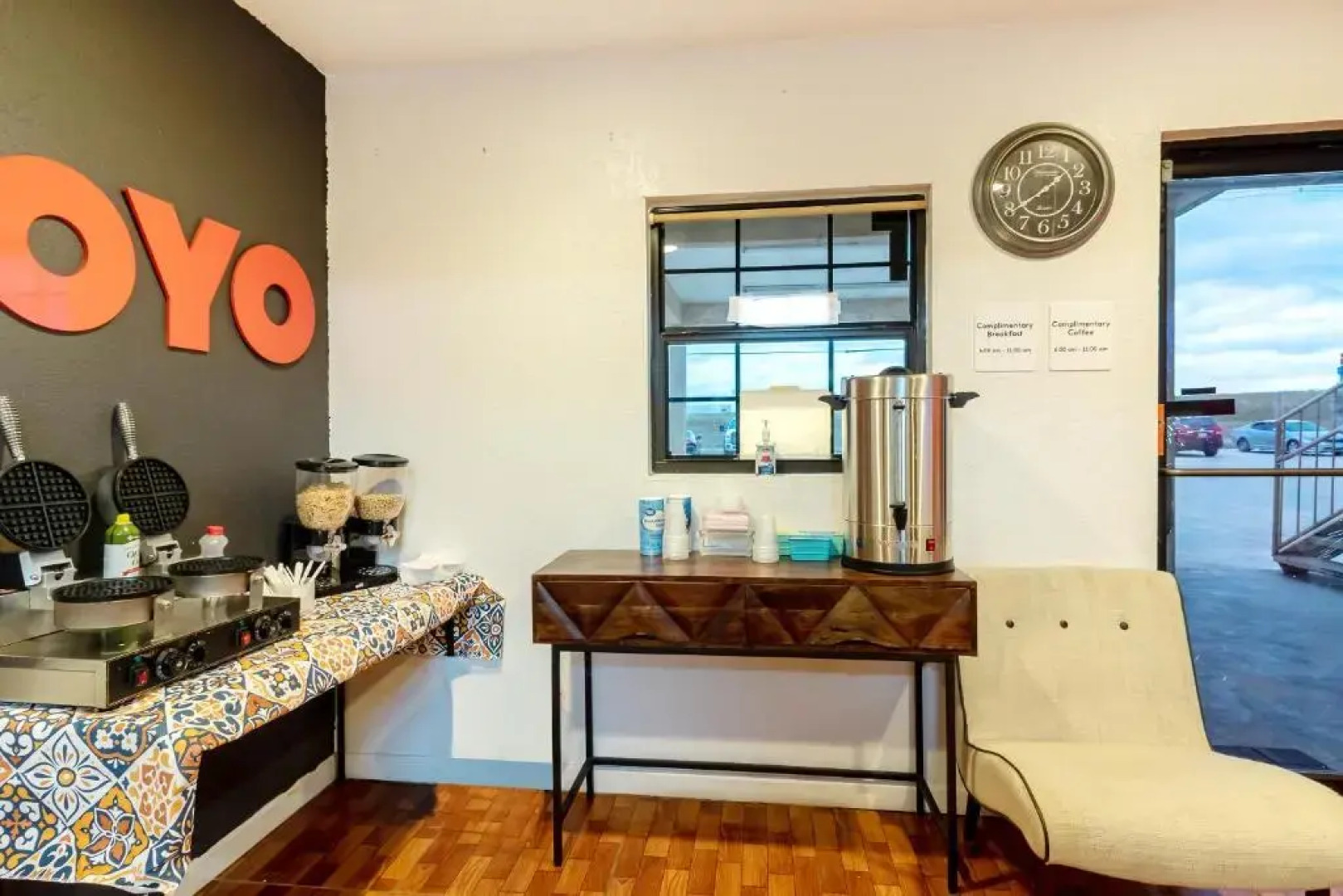 OYO Garden Inn and Suites Pearsall I-35 East