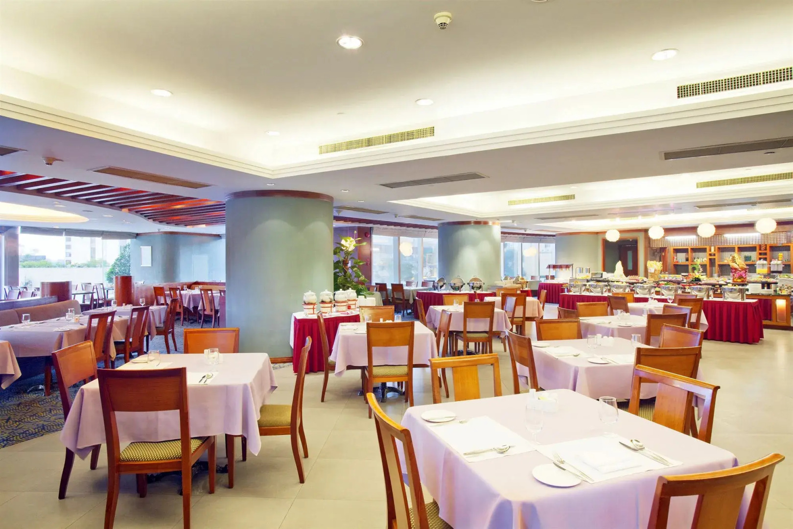 Crowne Plaza Zhuhai City Center by IHG