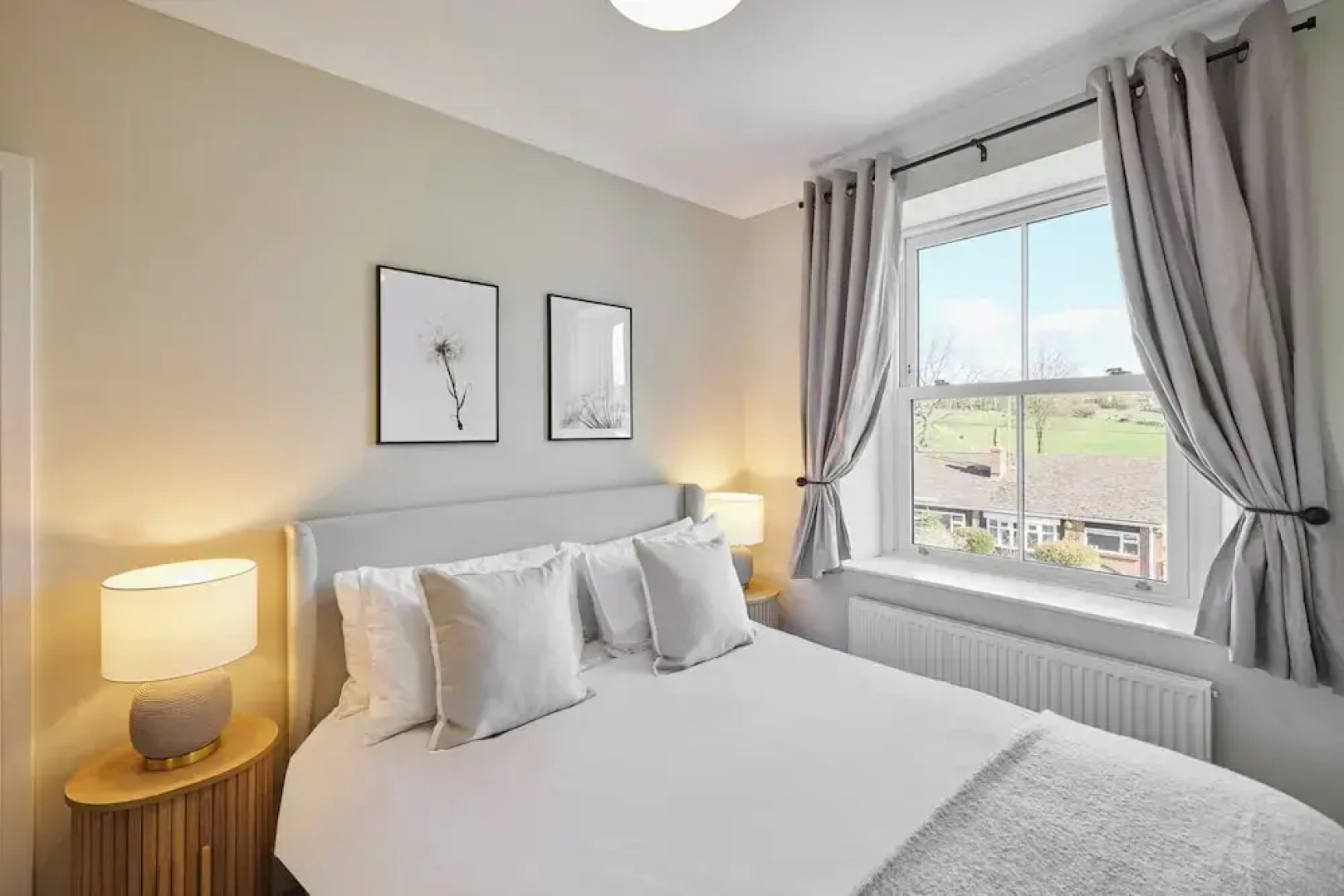 Host Stay Oakwell Cottage