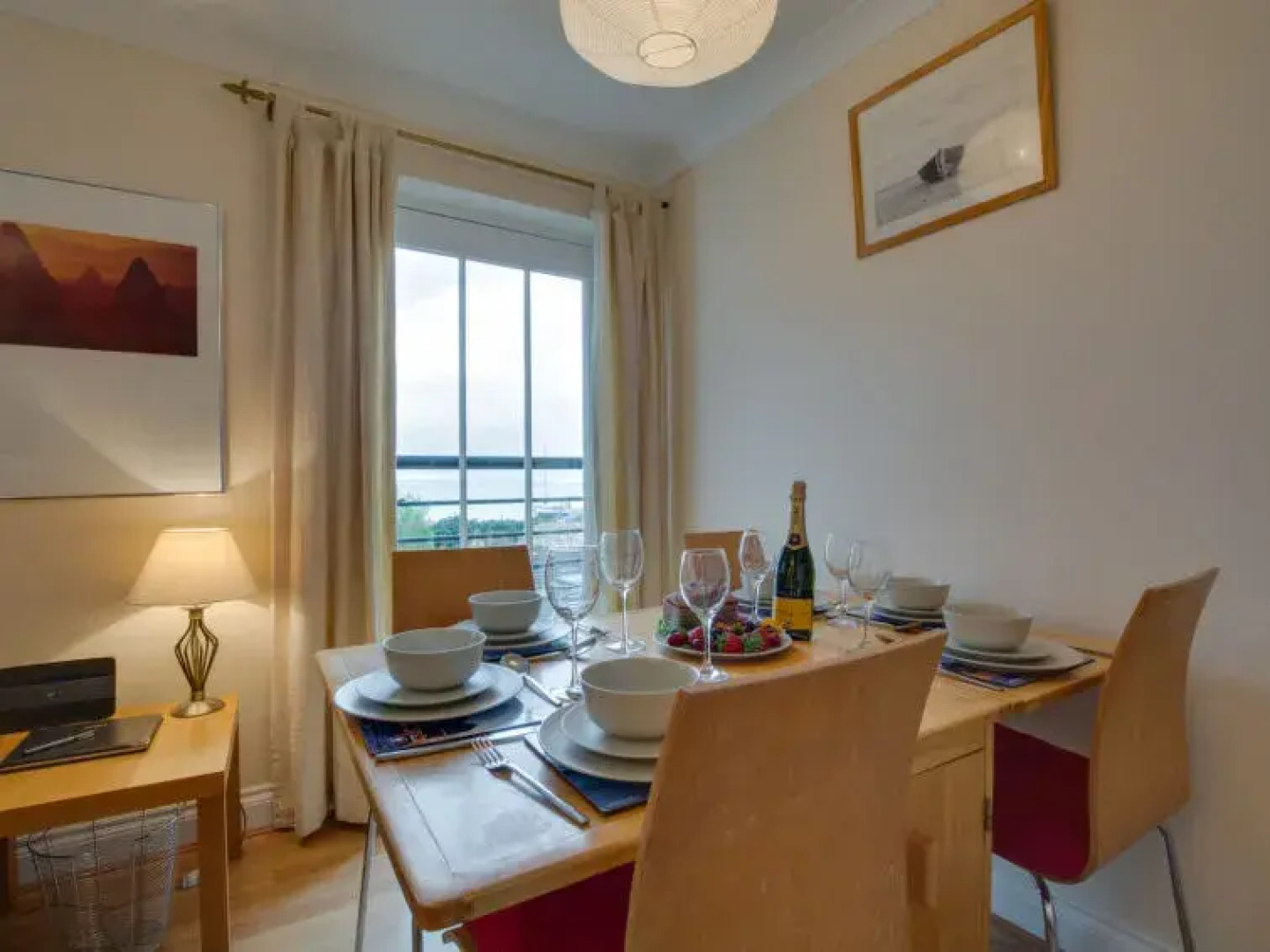 Holiday Home Whitepost