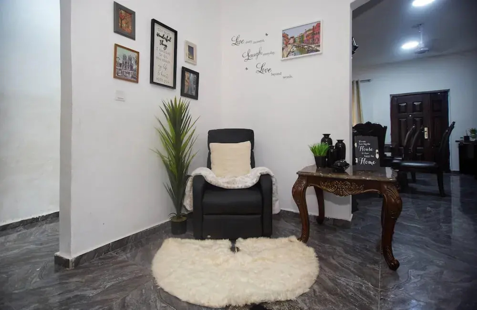 Venice View Beach Resort