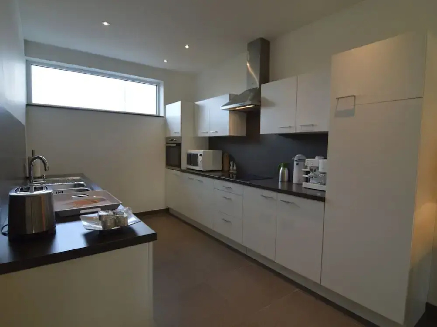 Modern Holiday Home in Zottegem with Hot Tub