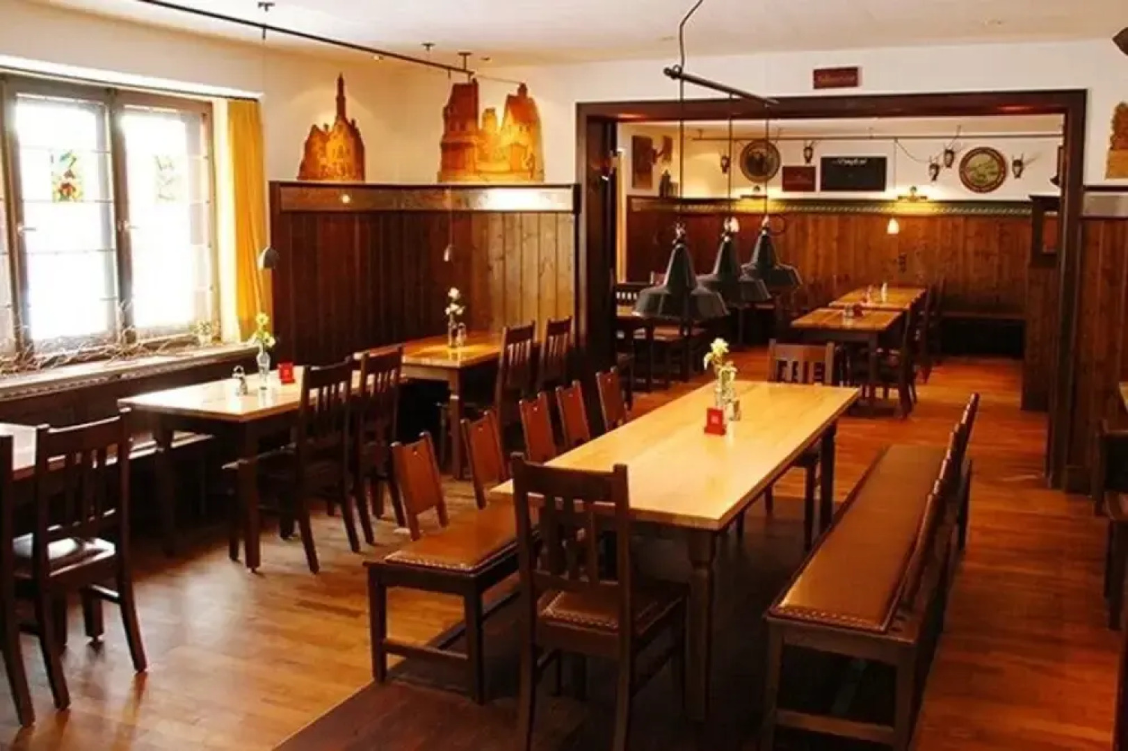 Erlbraeu Brauerei Und Gasthof