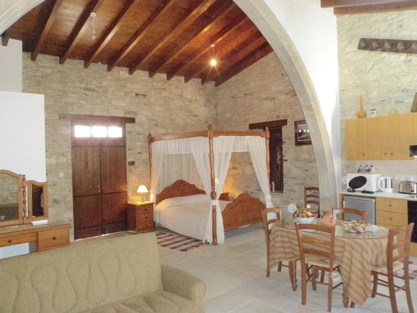 Romios Holiday Apartments
