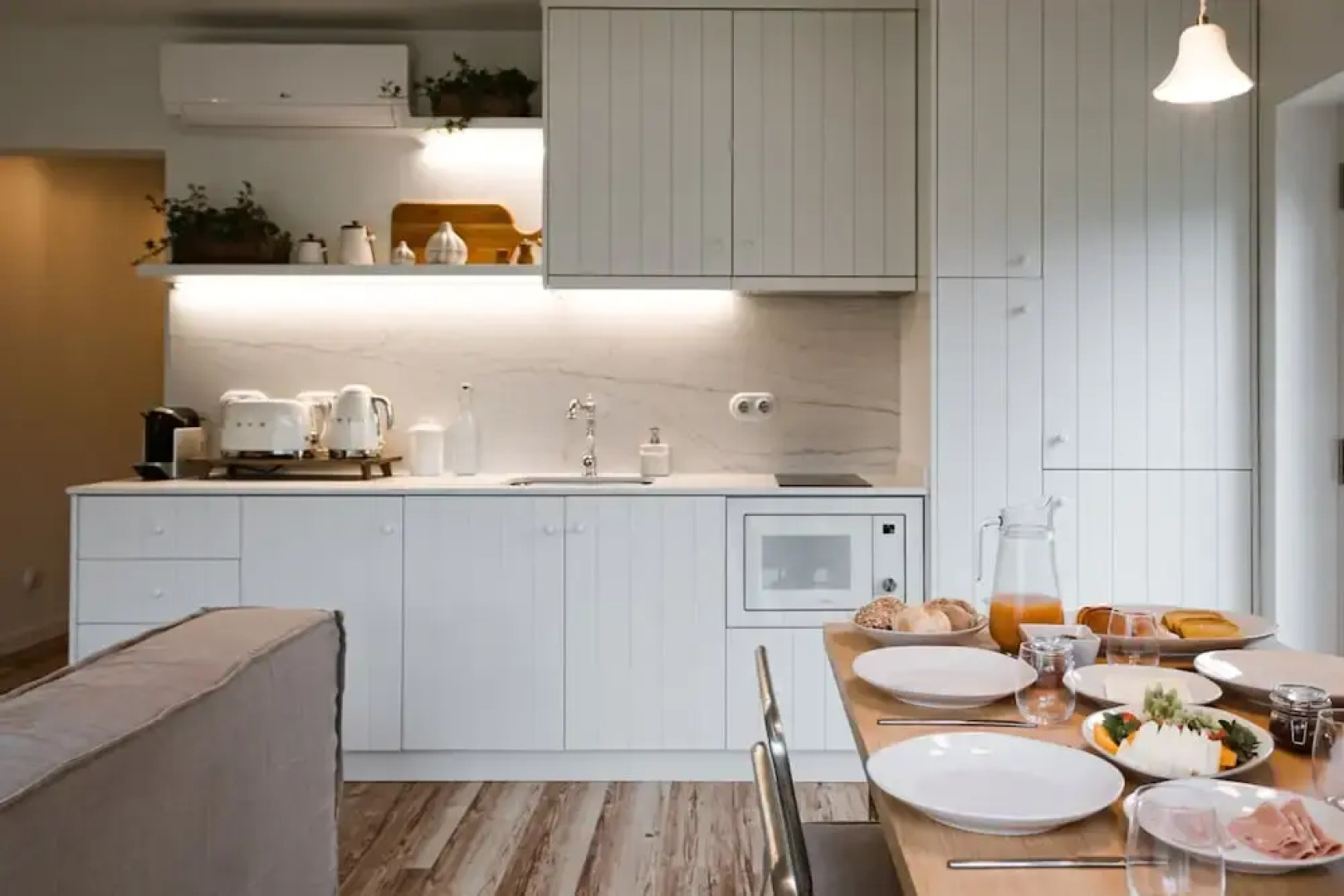 Imago Houses 1 - by MET