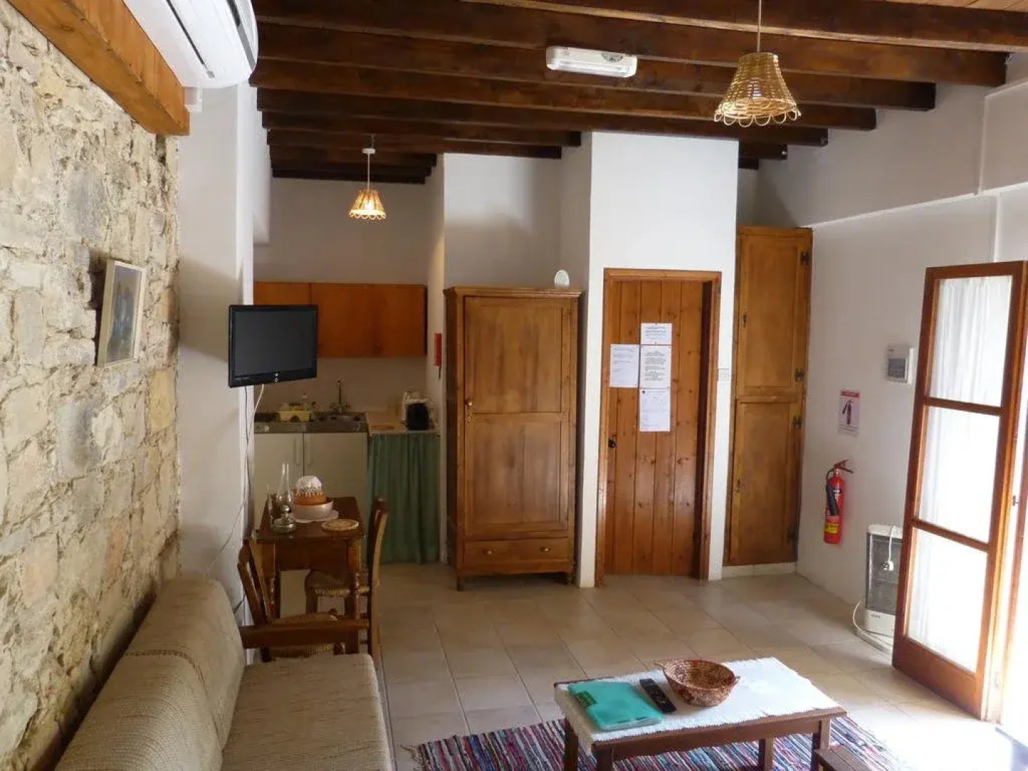 Nicolas and Marias Cottages