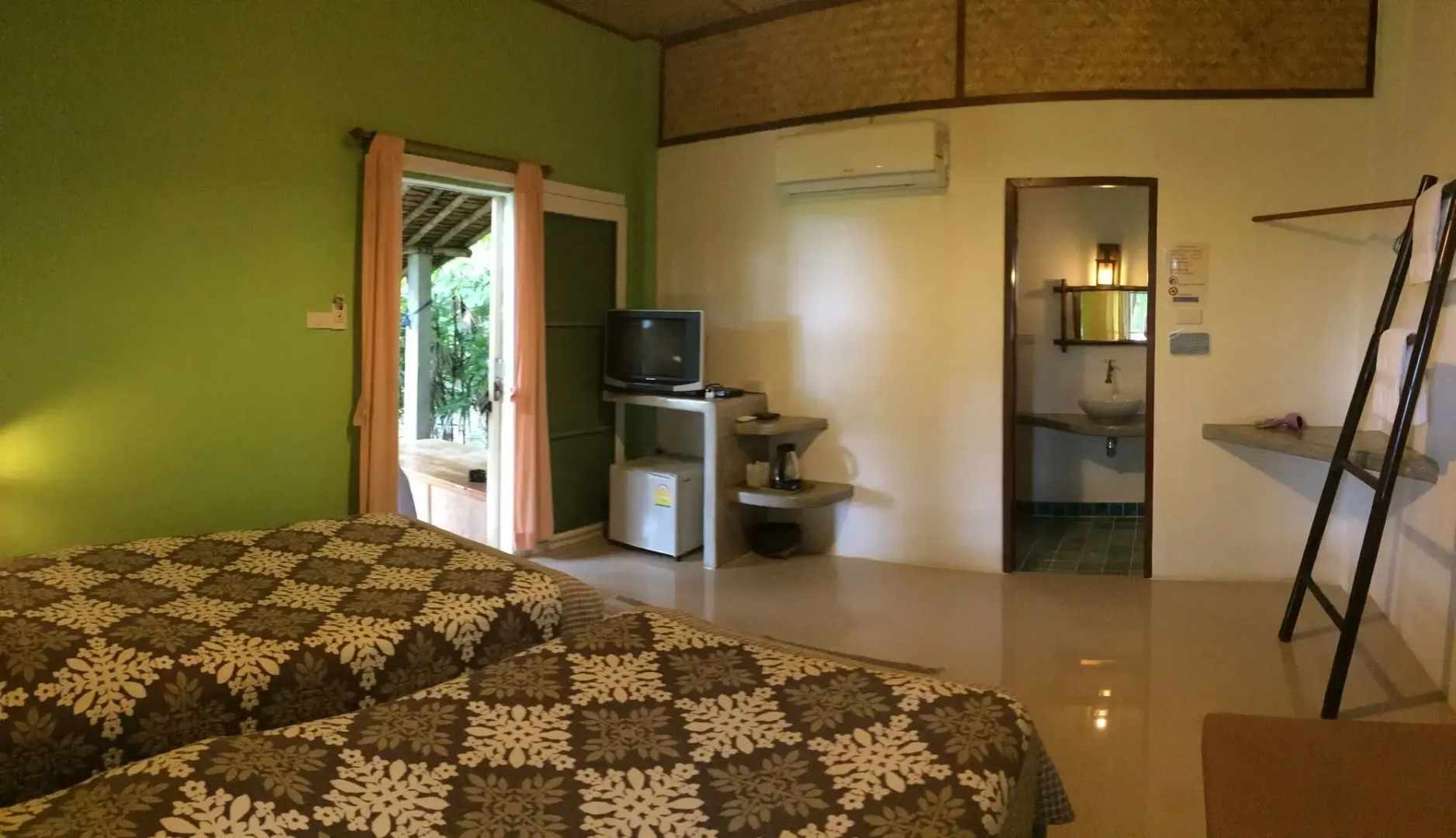 Kuad Khon Thoe Pai Cottage