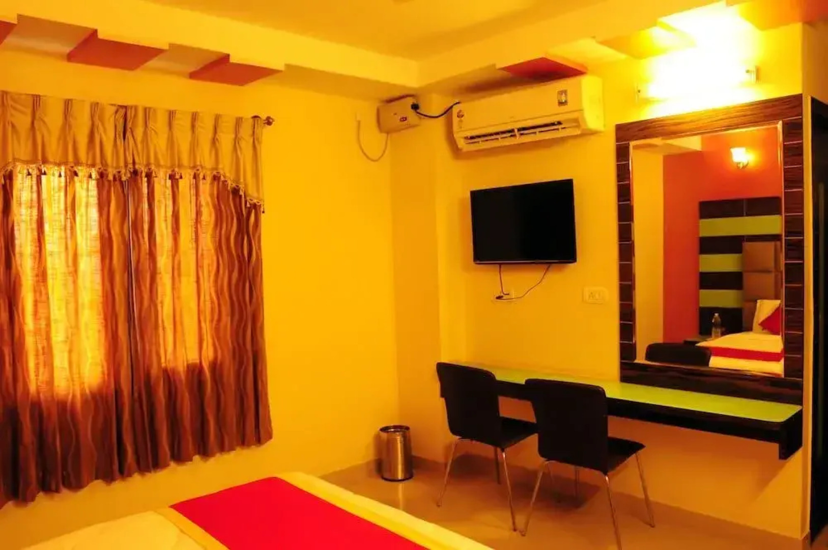 OYO 615 Hotel 7 Hills Inn