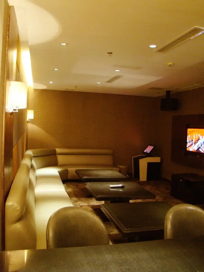 Huangshan Golf Hotel