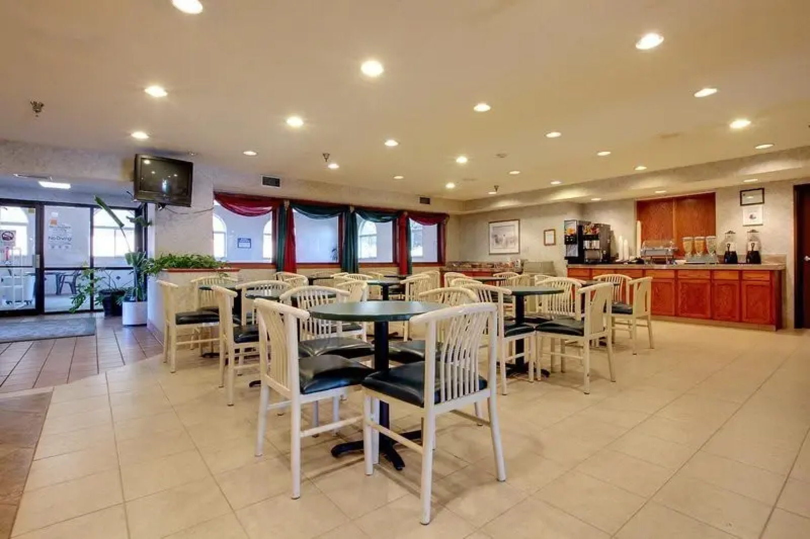 Best Western St. Charles Inn