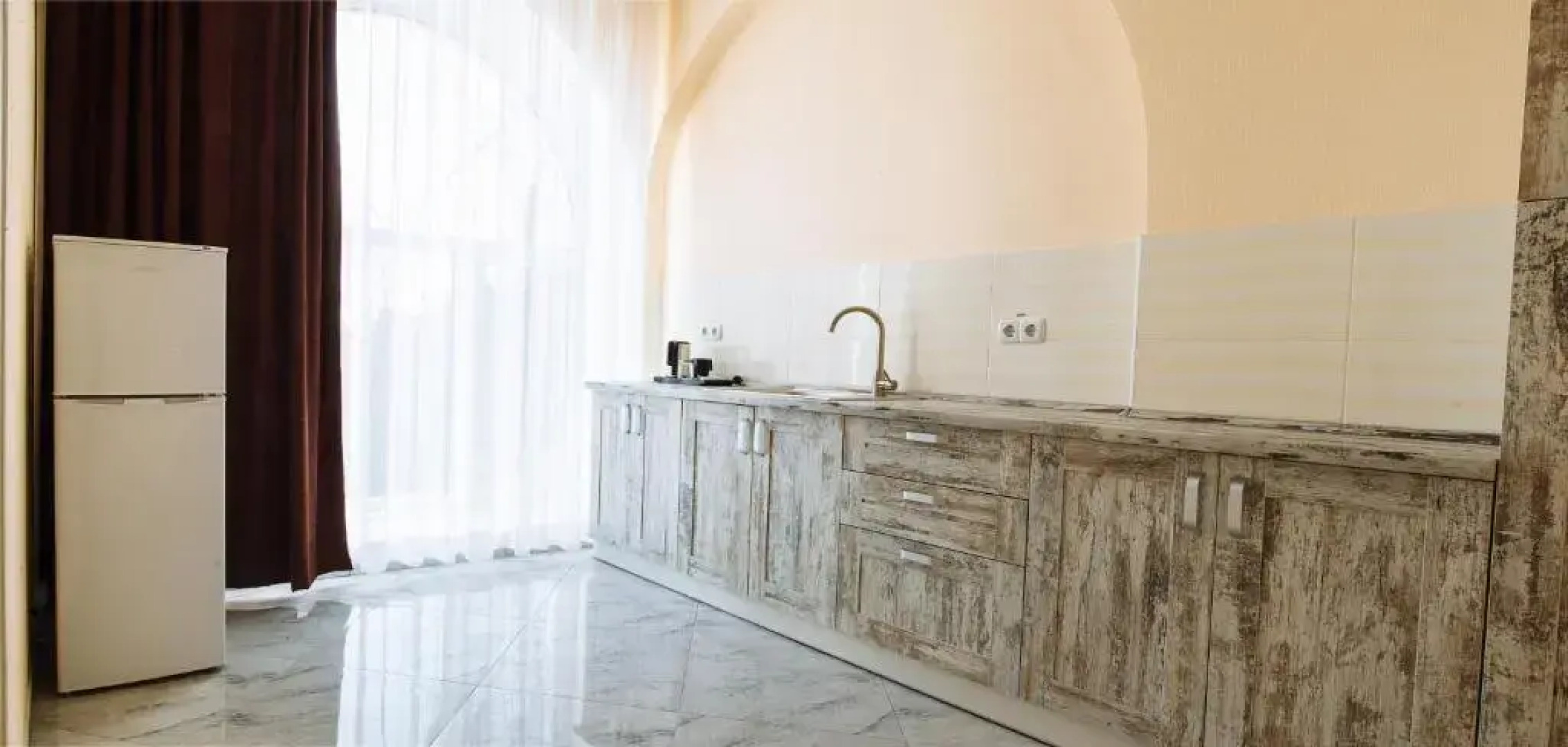 Otel'no-restorannyj kompleks Zlatogor