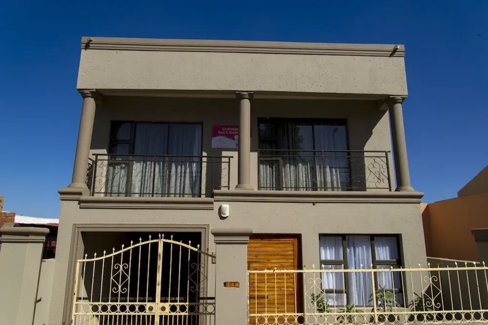 Emthonjeni Bed & Breakfast