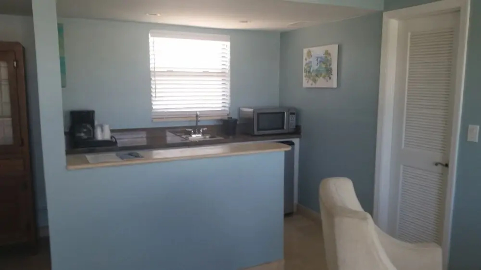 Smuggler's Cove Resort and Marina