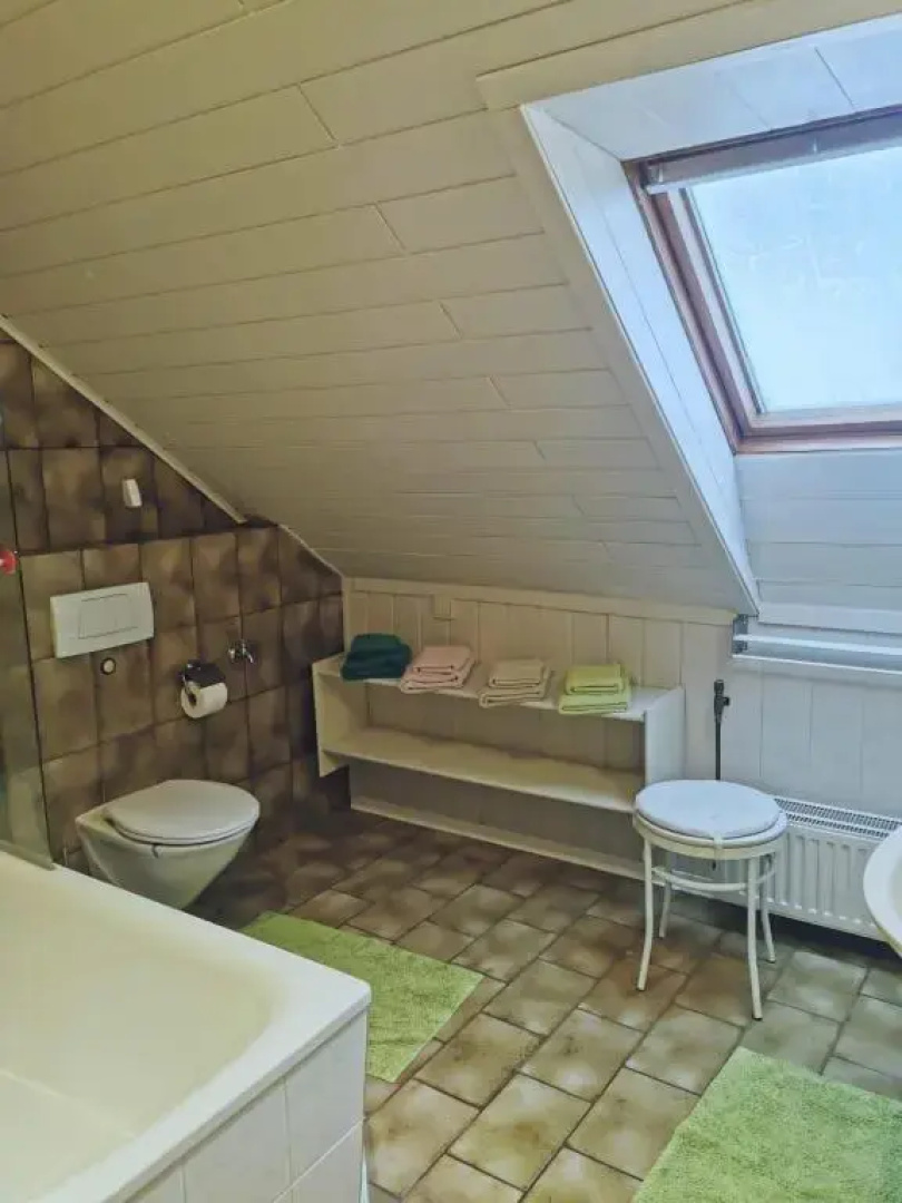 Komfort-ferienwohnung Burck 97 qm , 3 Schlafzimmer, 2 WC