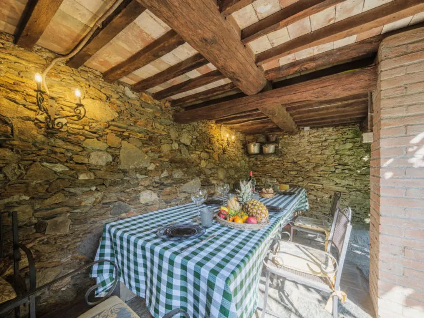 House LAia Seravezza