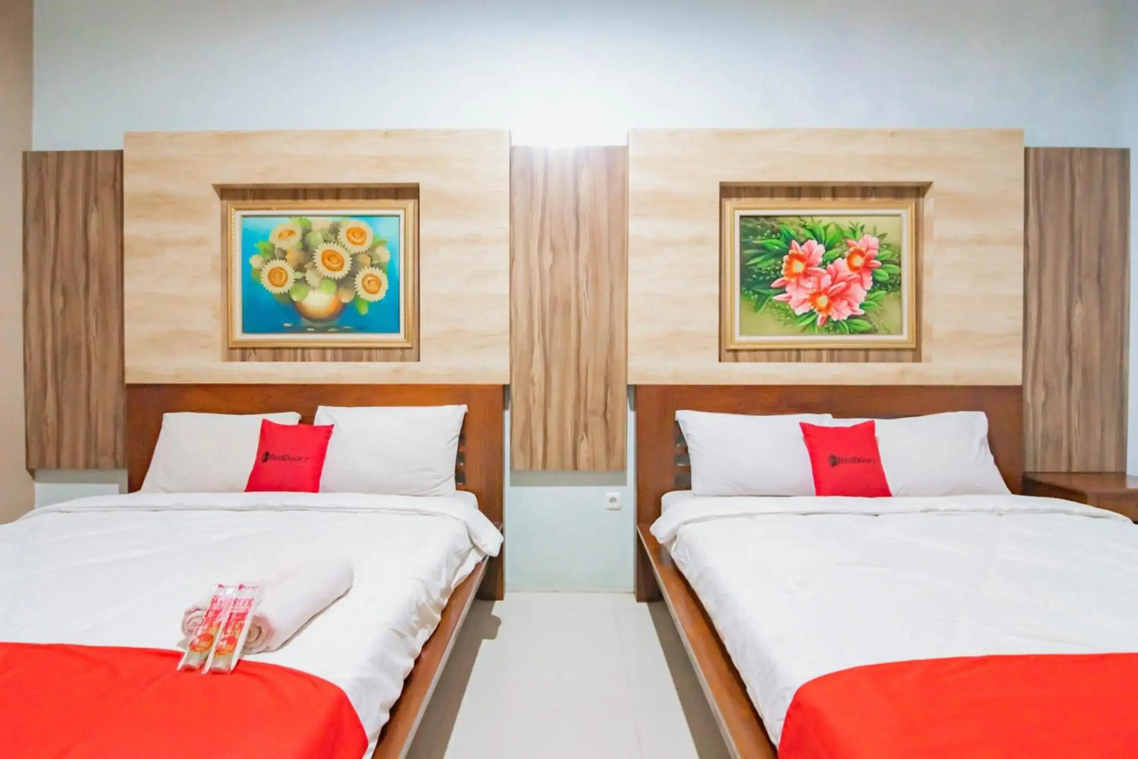 RedDoorz Resort Premium @ Sangkan Hurip Kuningan