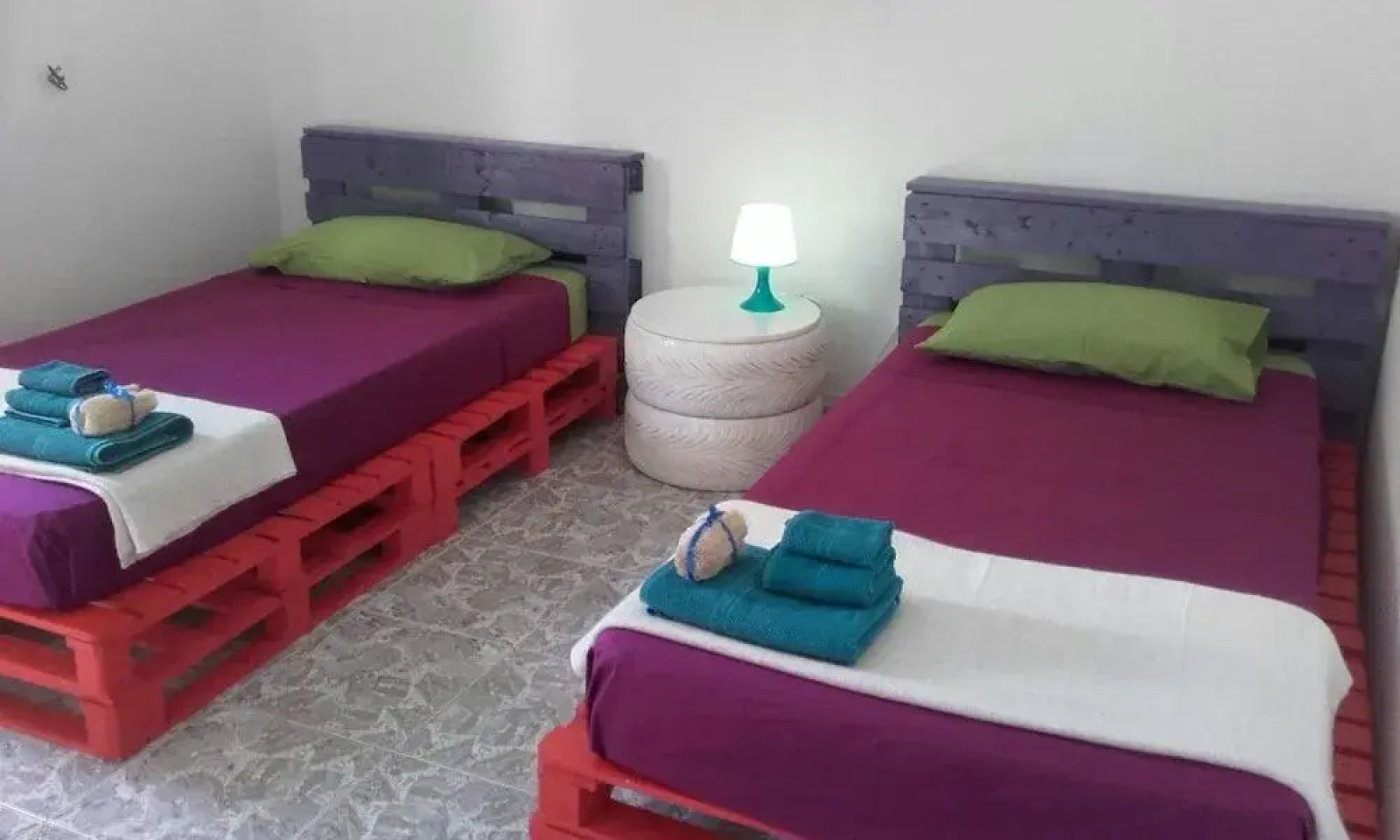 Que Encanto la Italiana