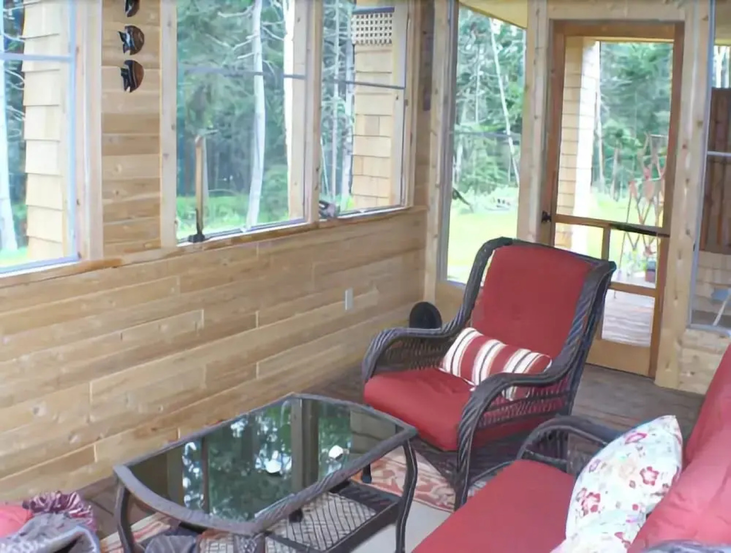 Green Leaf Cottage - Three Bedroom Home