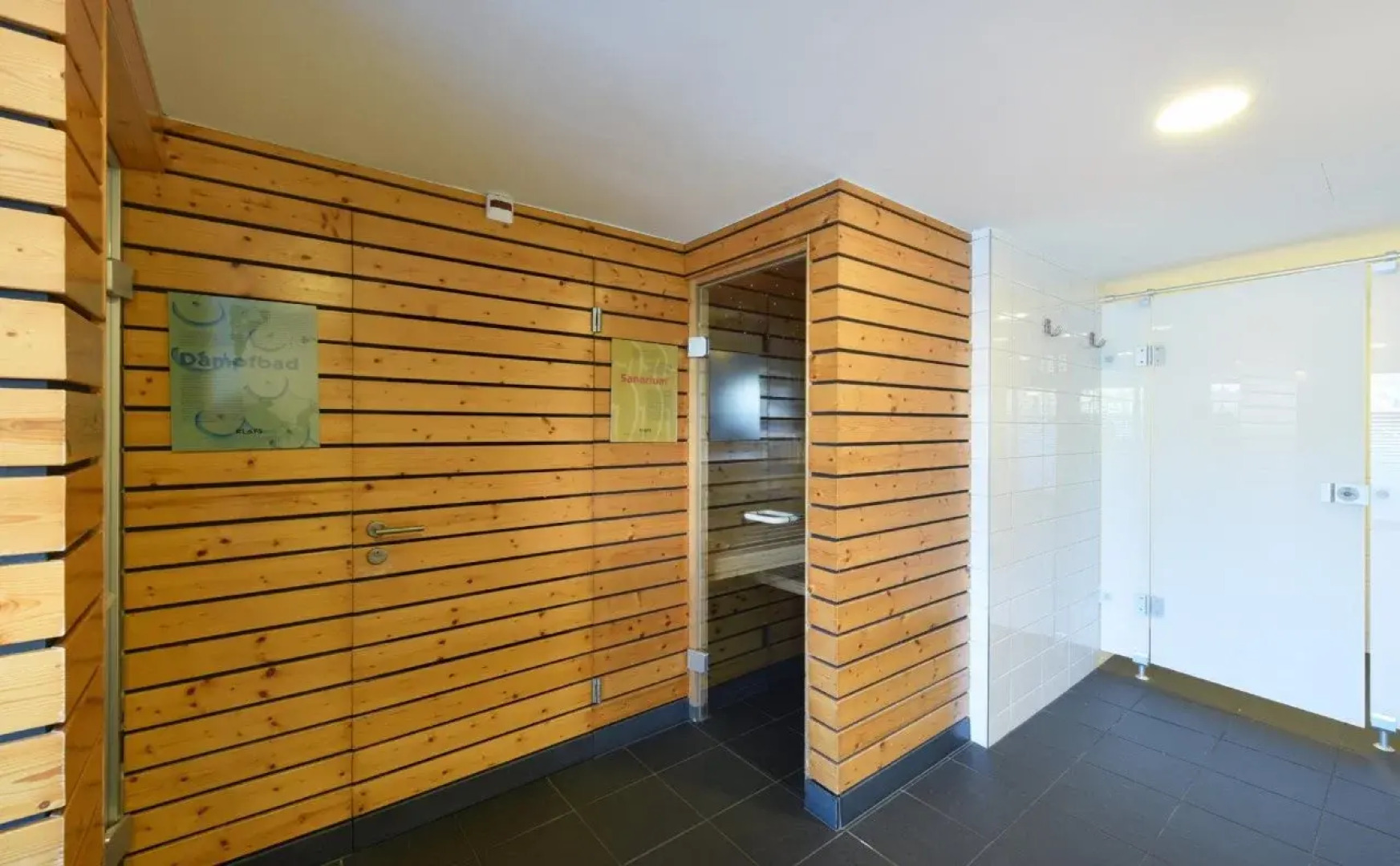 HERMITAGE Lake Lucerne - Beach Club & Lifestyle Hotel