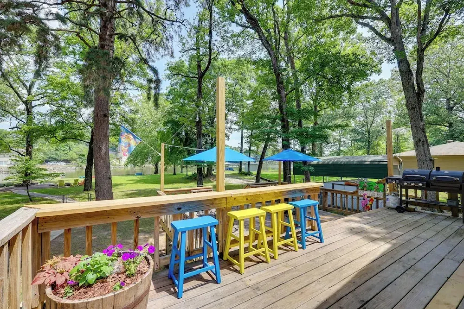 Lakefront Home w/ Kayaks & Dock in Hot Springs!