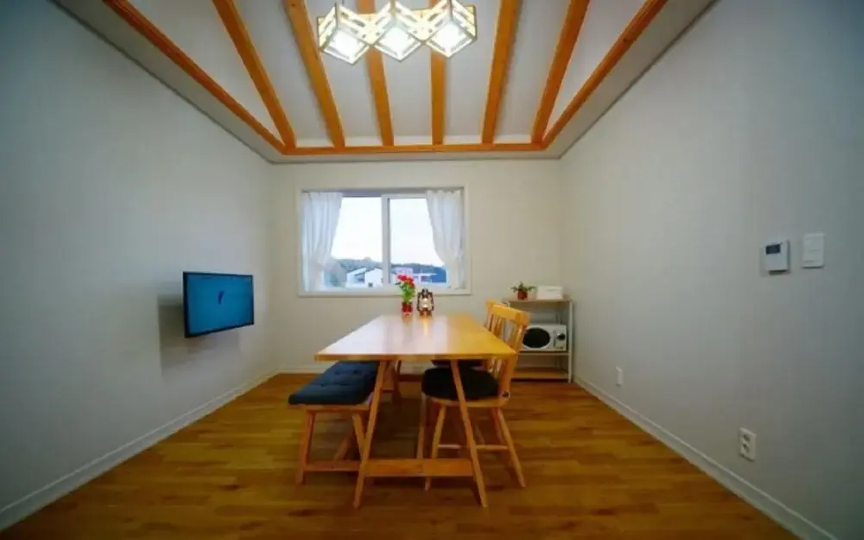 Jeonju Hosumaeul Dusilleene Pension