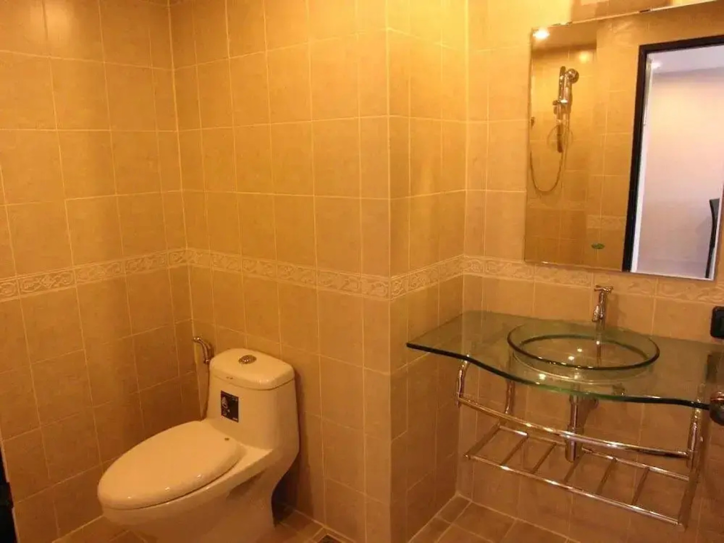 Park Lane Condo F4 R419