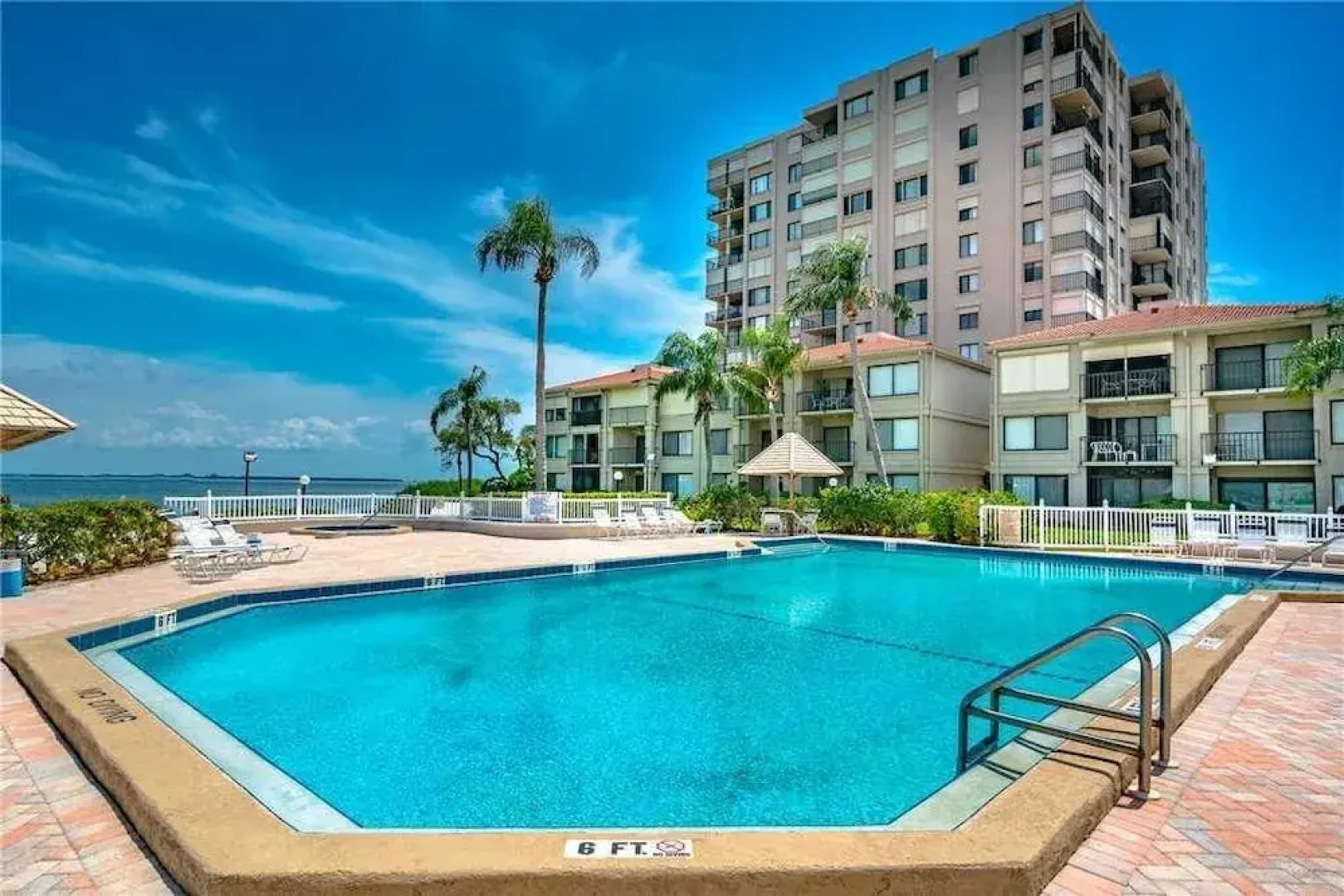 Palma Del Mar D601 - One Bedroom Condo