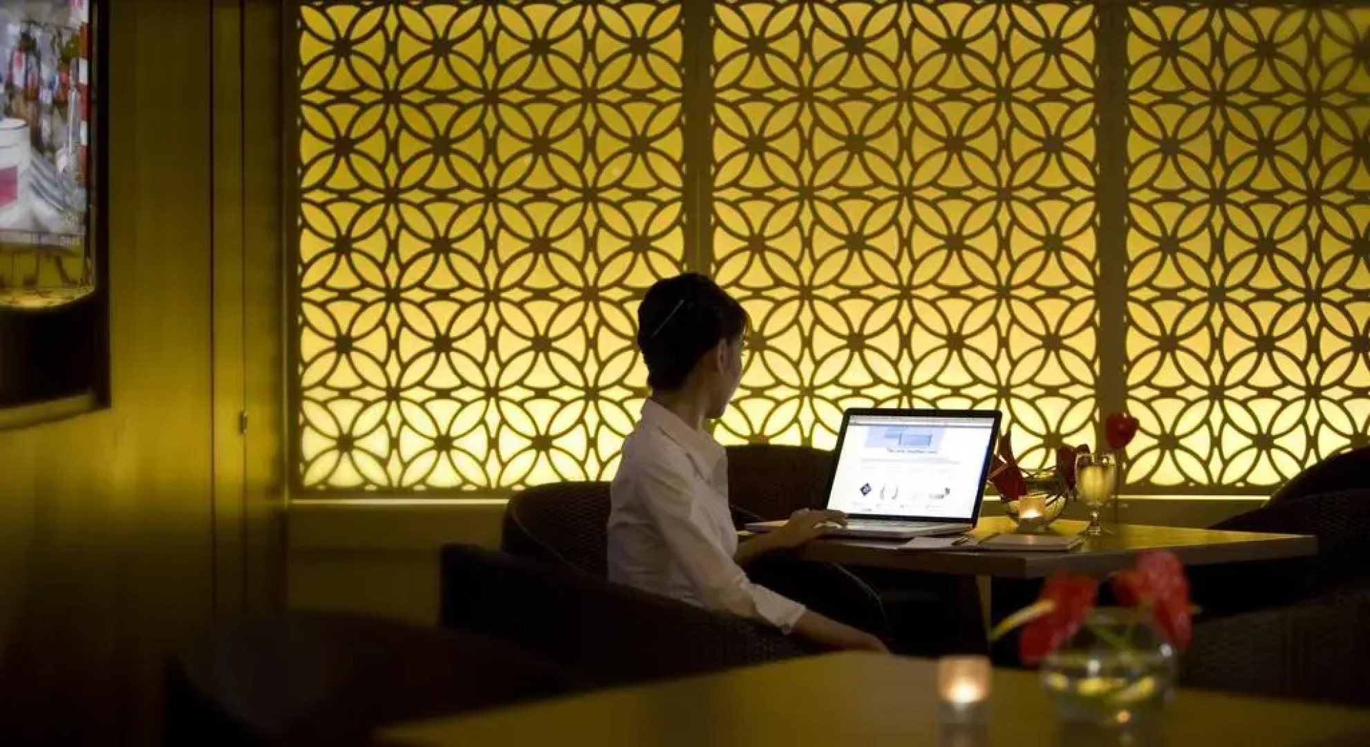 Hotel Santika Pandegiling Surabaya