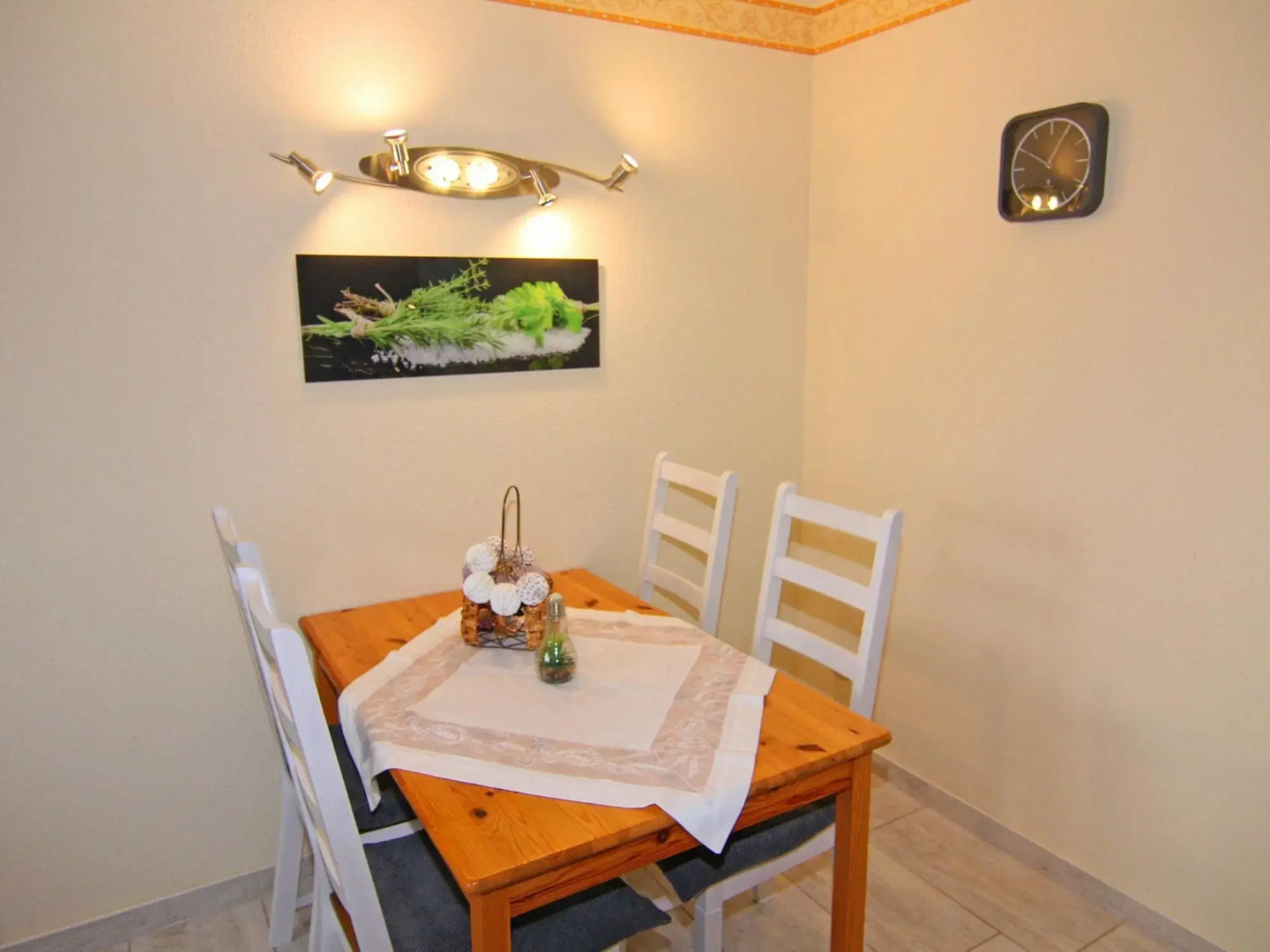 Apartment house, Lütow