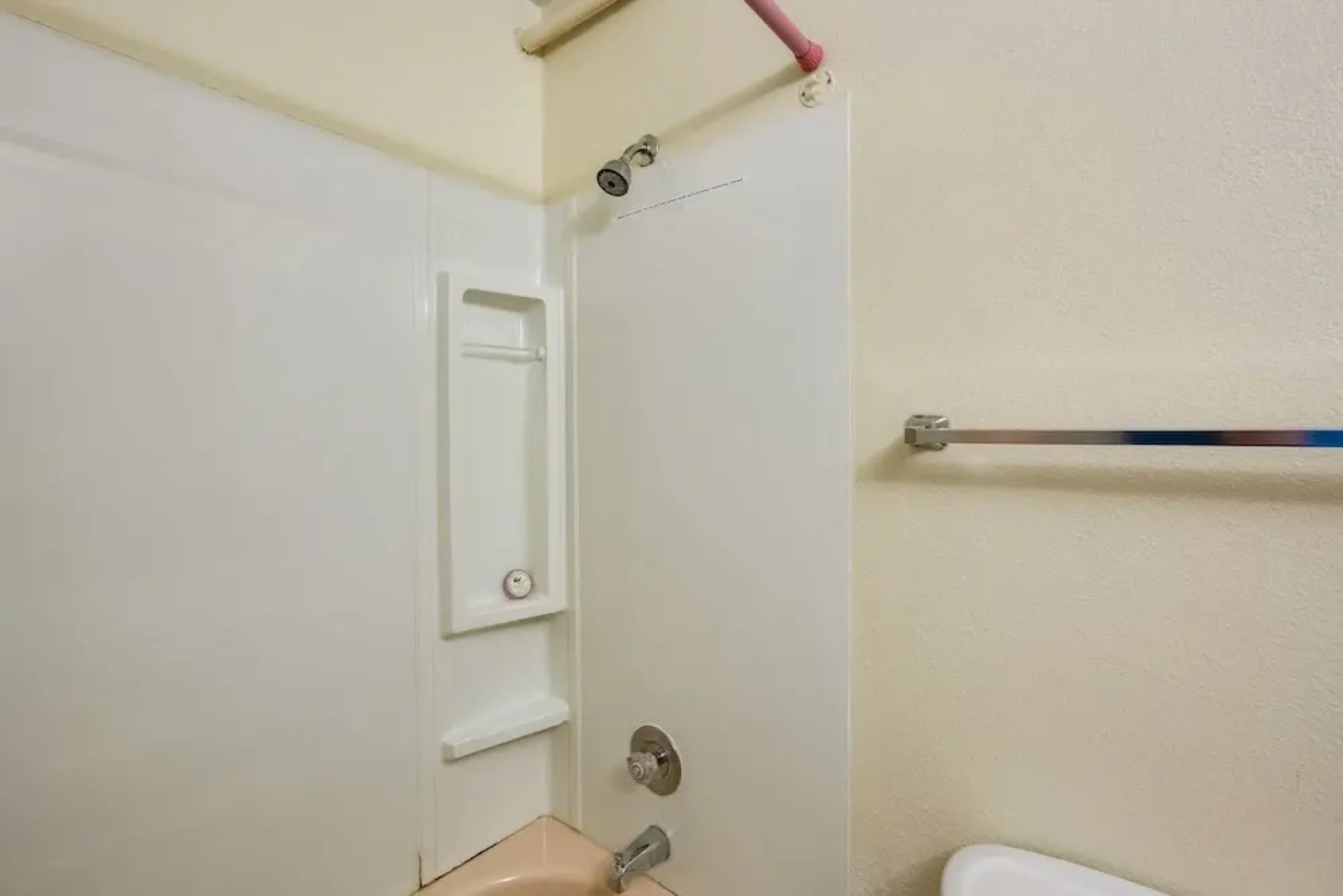 Mt. Baker Lodging Condo 36 – Inexpensive, Sleeps 6! by MBL