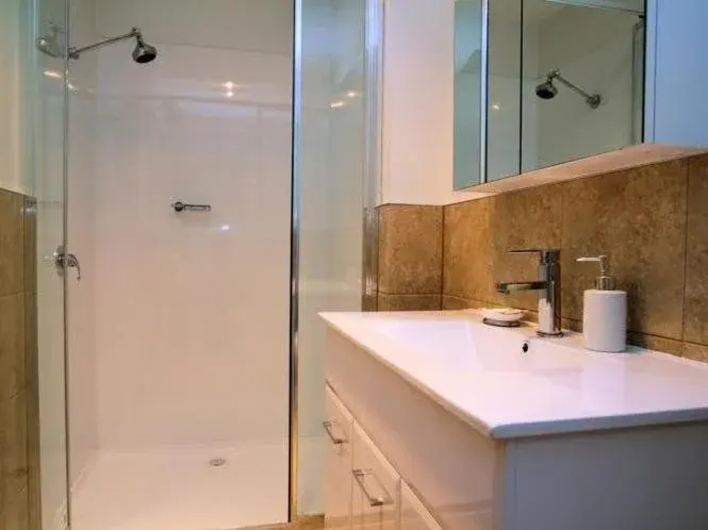 Richmond Coachmans Rest Apartment