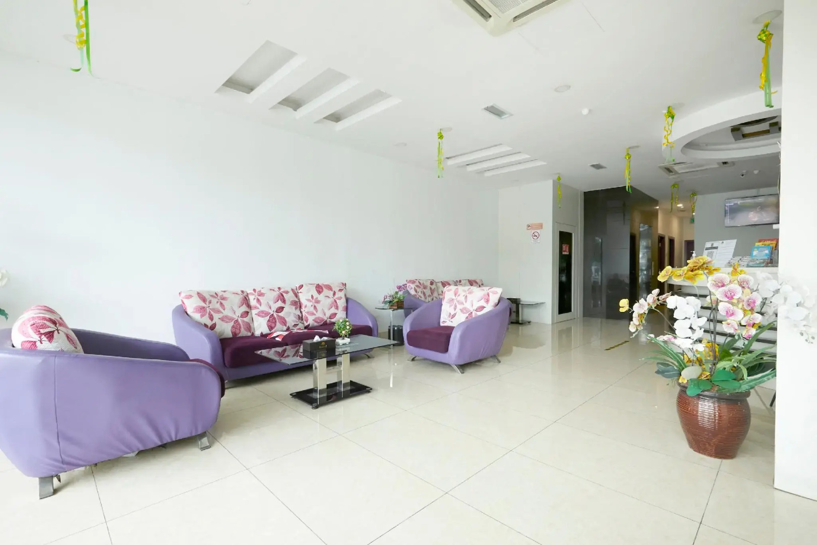 East Sun Hotel Sekinchan - Self Check In