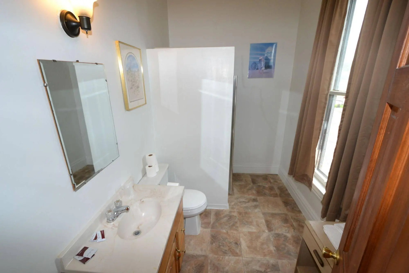 Perfect Stay Inn & Suites