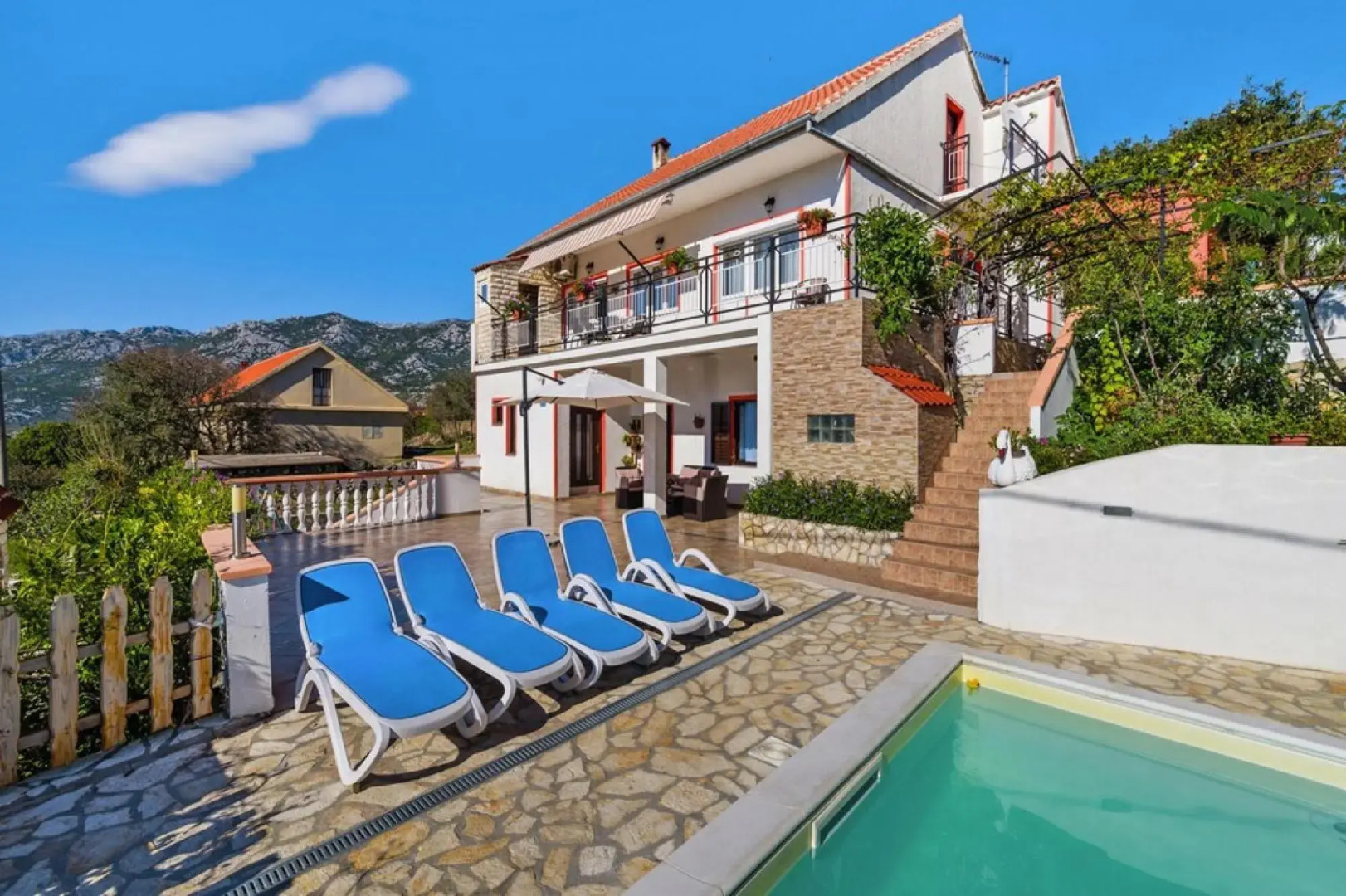 Holiday home in Rovanjska with pool