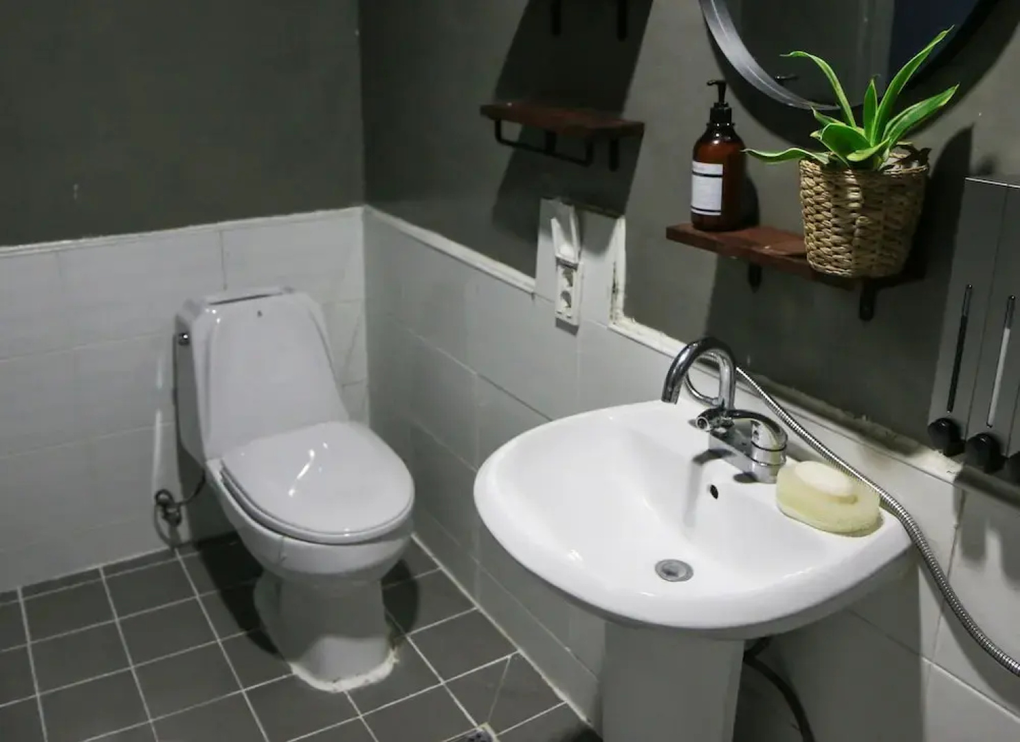 BomN Guesthouse - Hostel