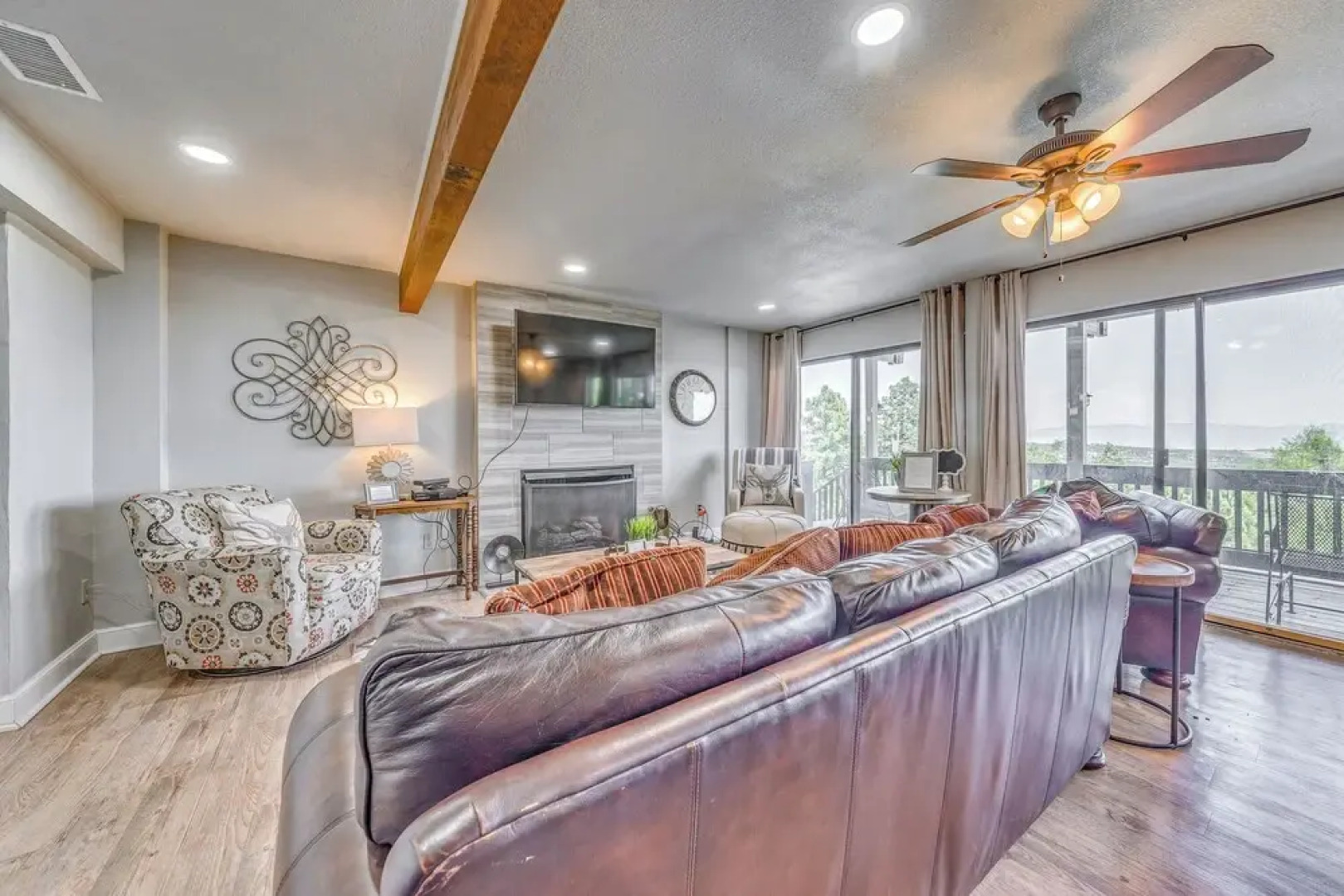 Serene Alto Cabin w/ Mountain Views & Fire Pit!