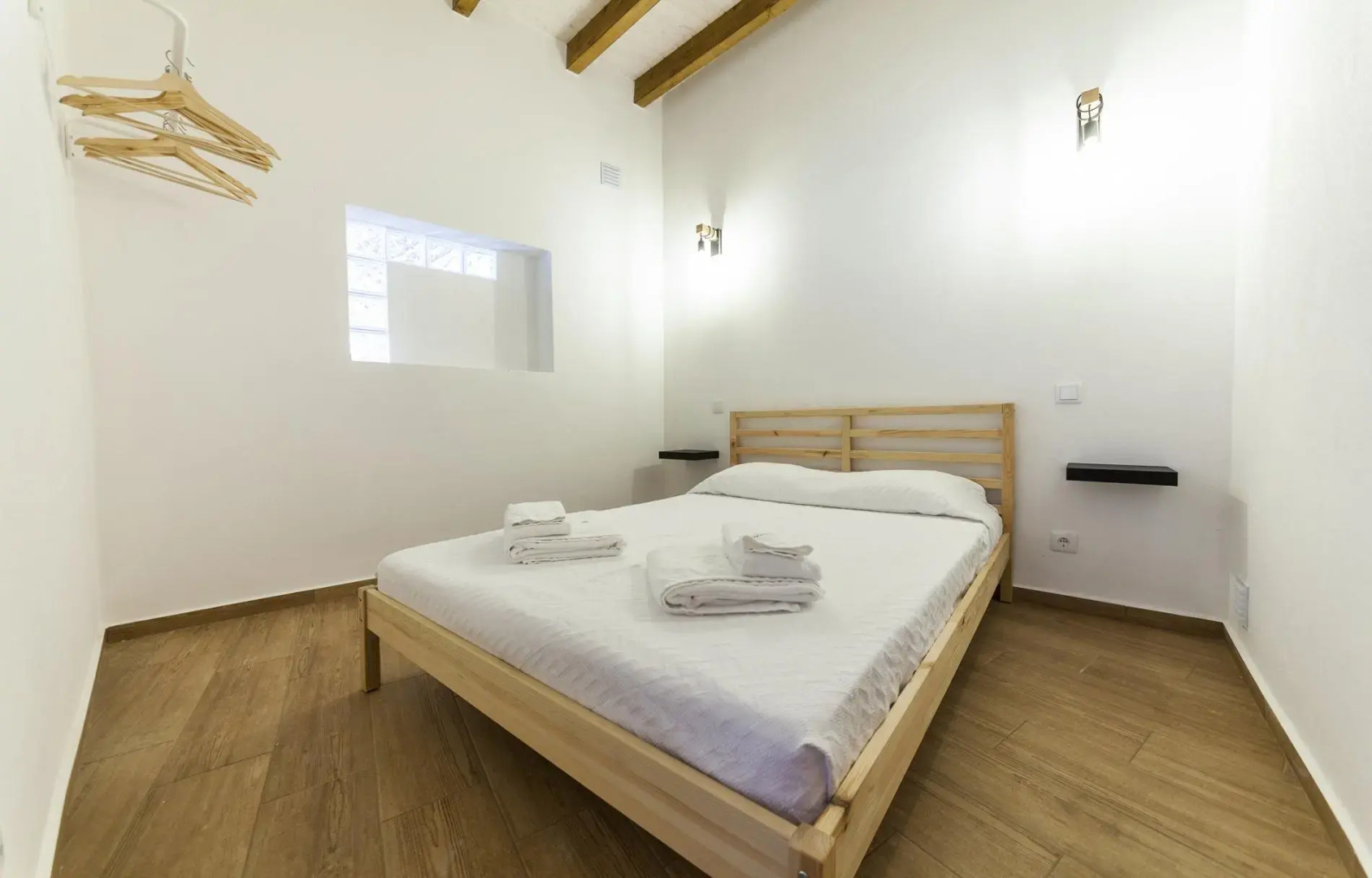 I 5 - 3 Bed Apartment in St. Johns Countryside Getaway