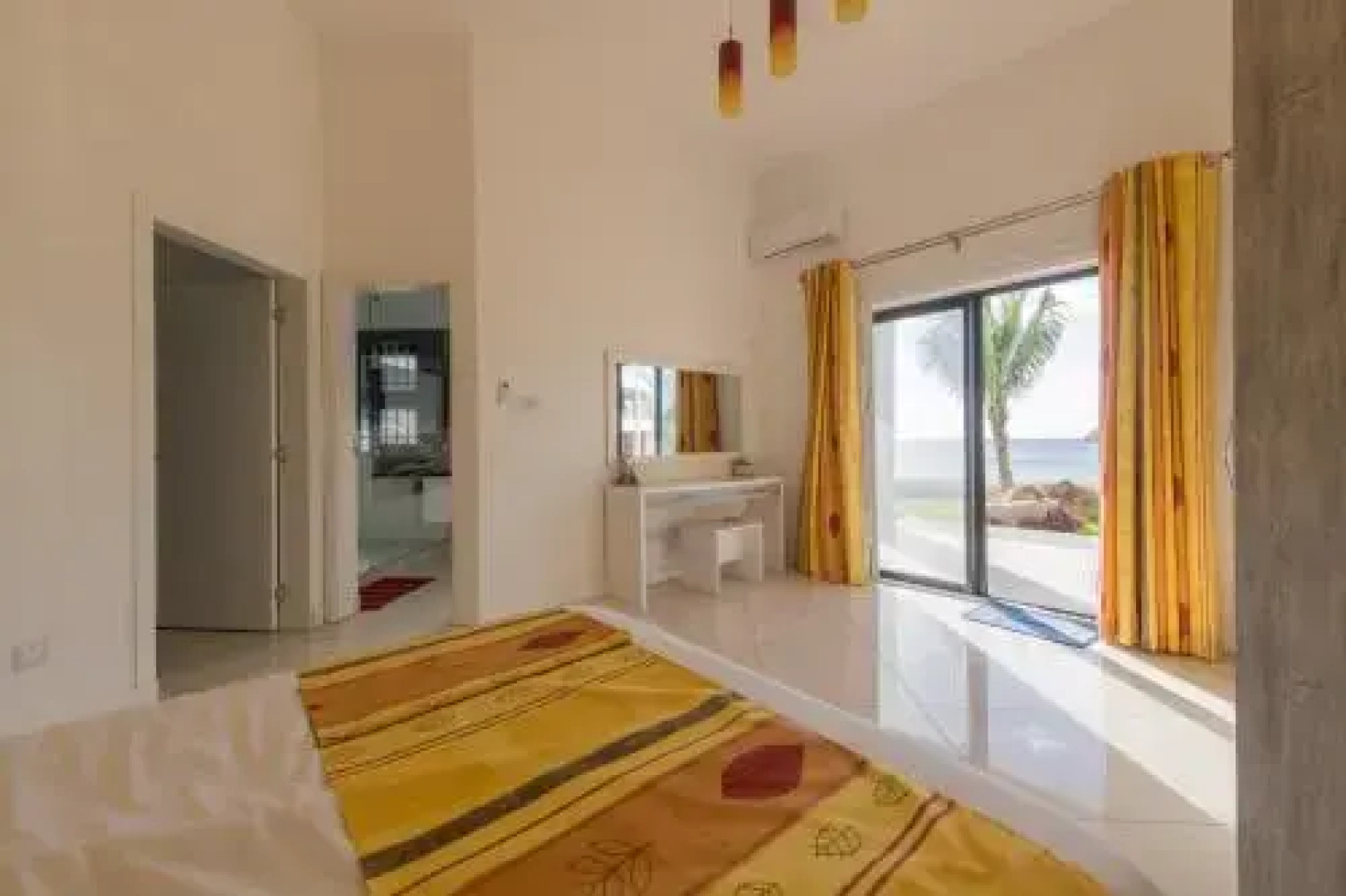 Flic en Flac Beachfront villa