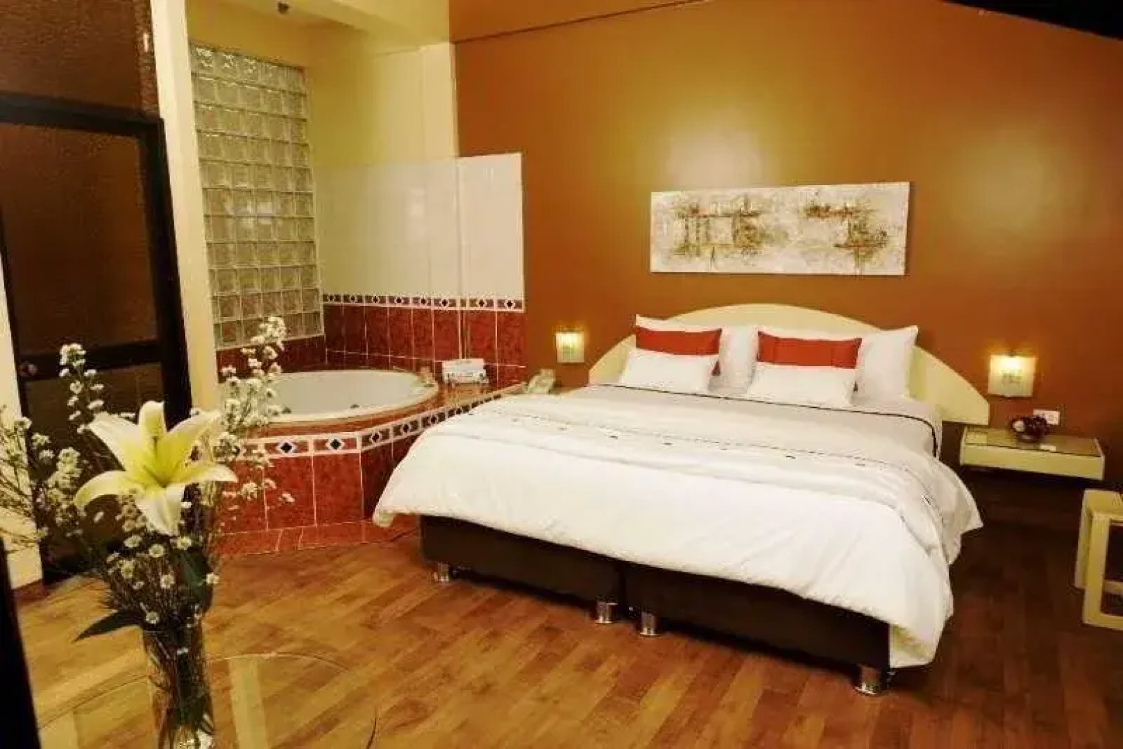 Villa Roma Hotel & Suites