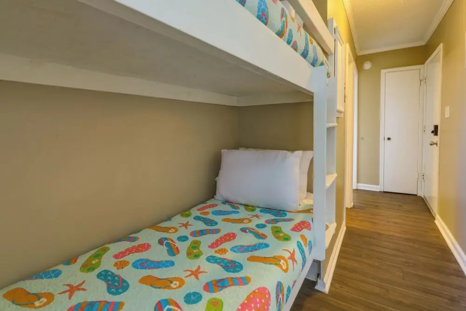 North Topsail Beach Vacation Rental w/ Balcony!