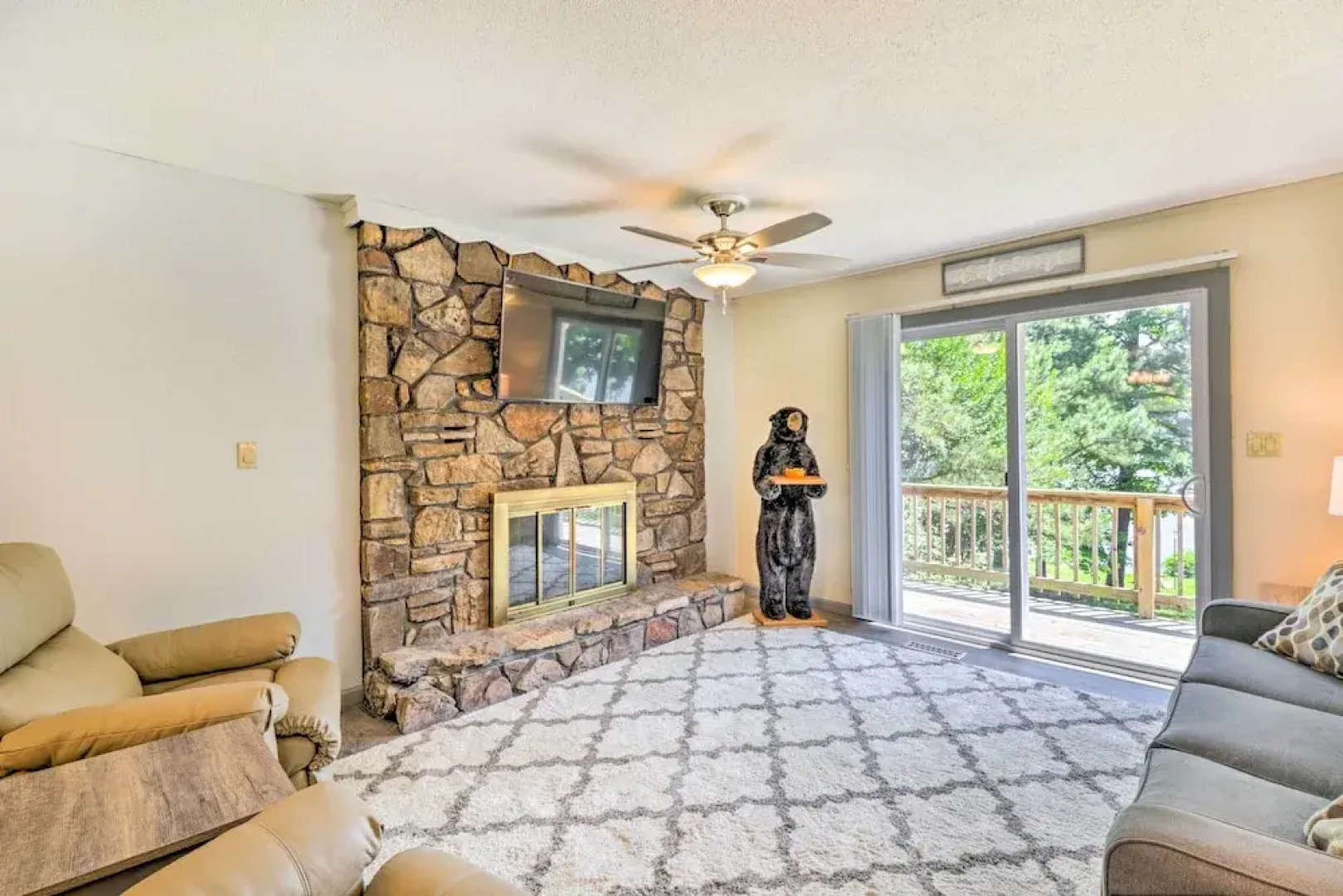 Lake House in Horseshoe Bend Near Ozark Forest!