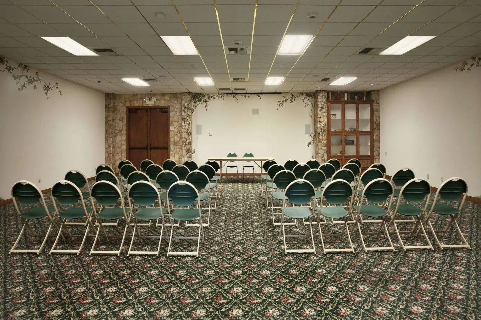 Red Lion Inn & Suites Lemoore