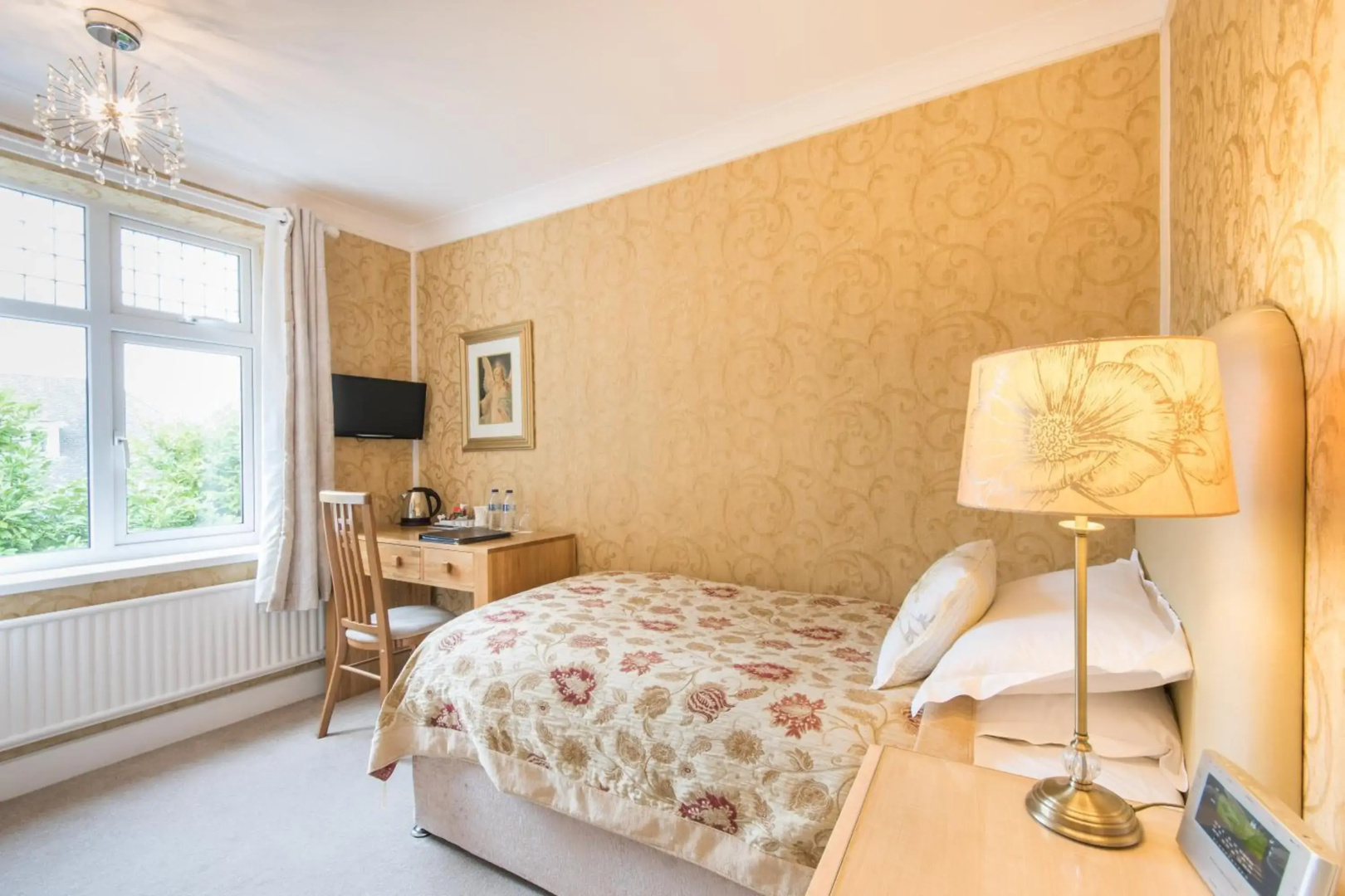 Grovefield Manor