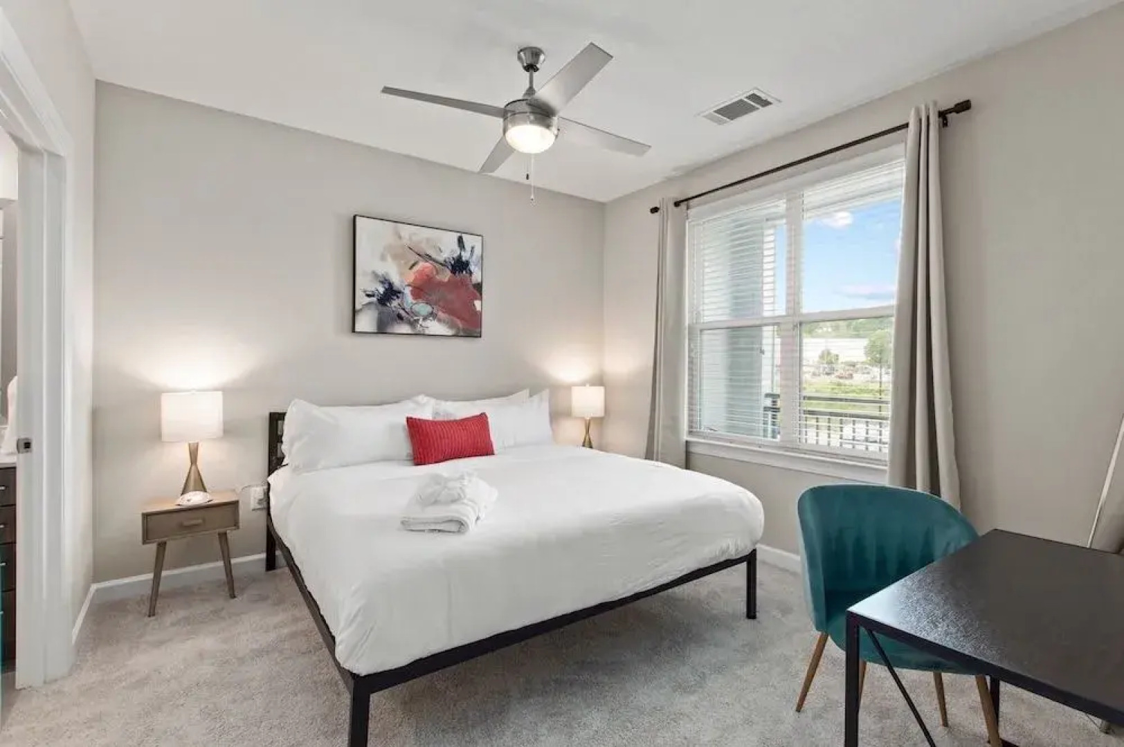 Kasa Charlotte FreeMoreWest