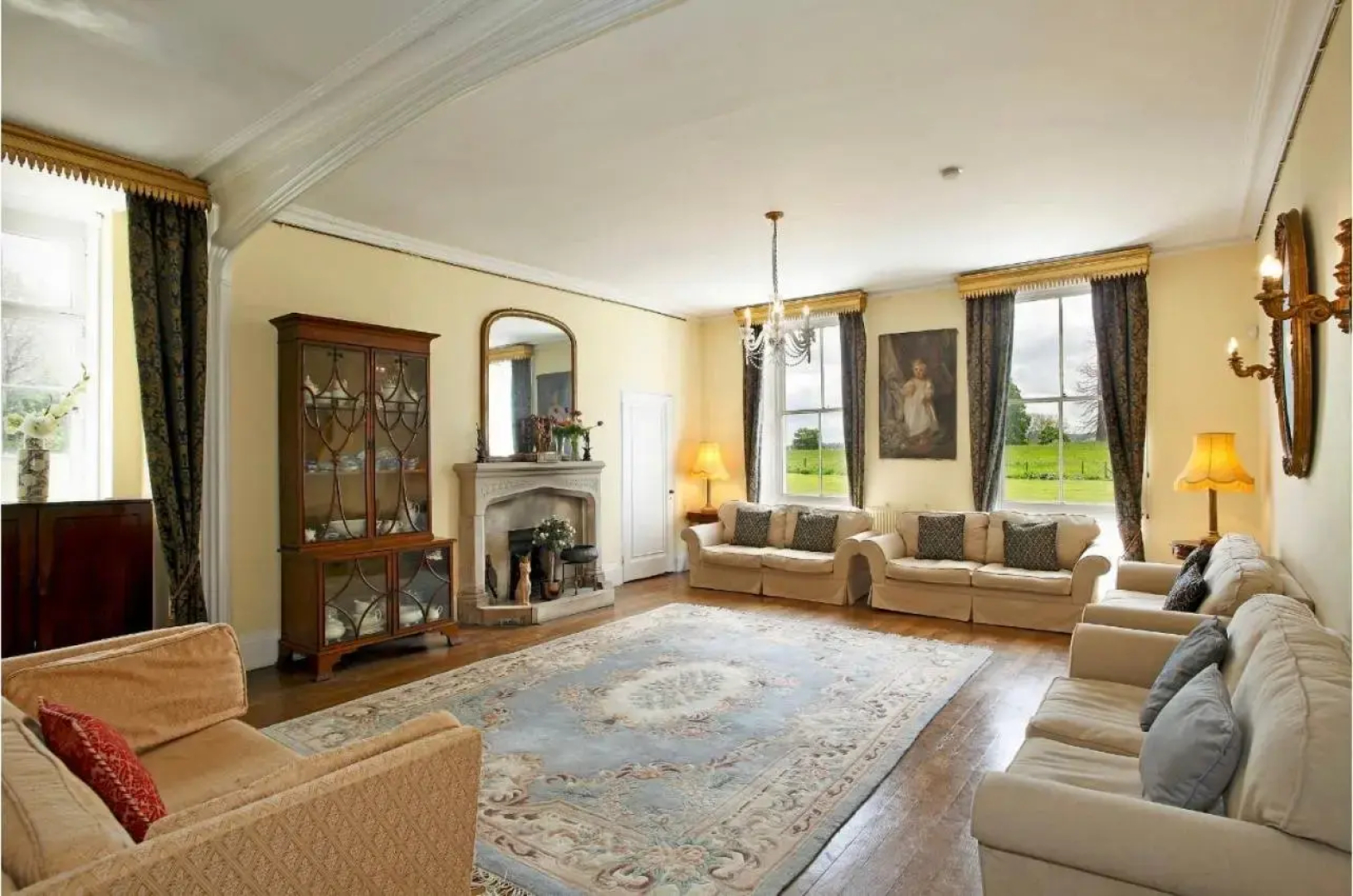 Newcourt Manor