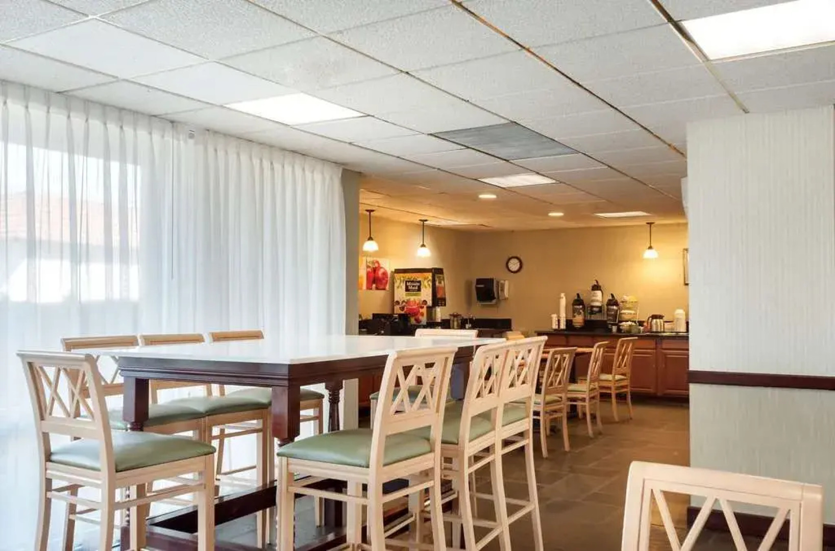 Quality Inn & Suites